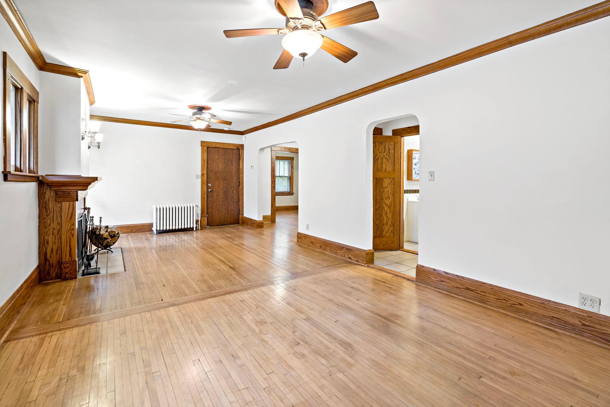 View of Residential at 1051 Sherburne Avenue, Saint Paul MN 55104, Saint Paul (4 of 29) - Mike Wilen | Minnesota Team Real Estate