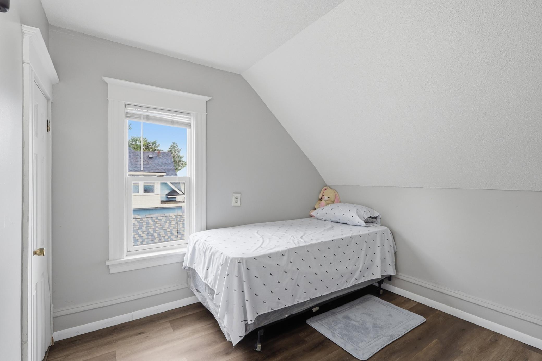 View of Residential at 1510 35th Street, Minneapolis MN 55407, Minneapolis (11 of 23) - Mike Wilen | Minnesota Team Real Estate