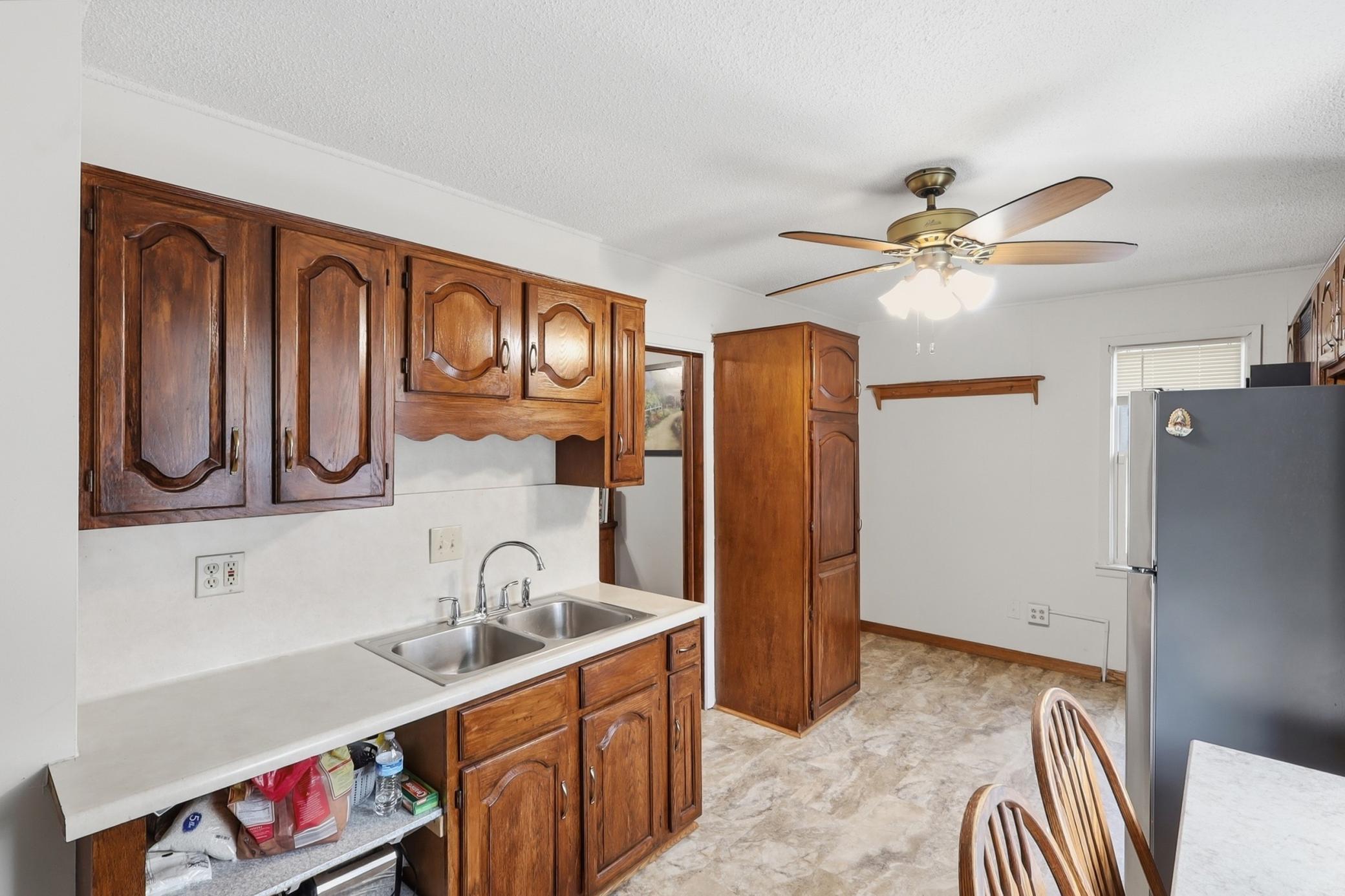View of Residential at 1510 35th Street, Minneapolis MN 55407, Minneapolis (8 of 23) - Mike Wilen | Minnesota Team Real Estate