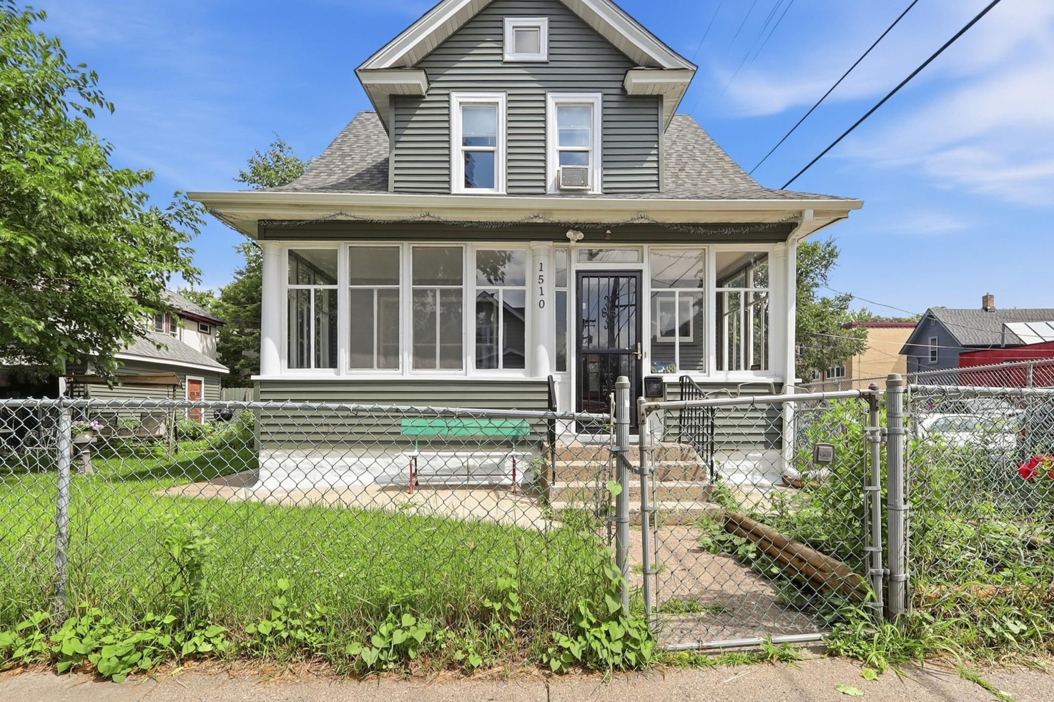 View of Single Family at 1510 35th Street, Minneapolis - Mike Wilen | Minnesota Team Real Estate