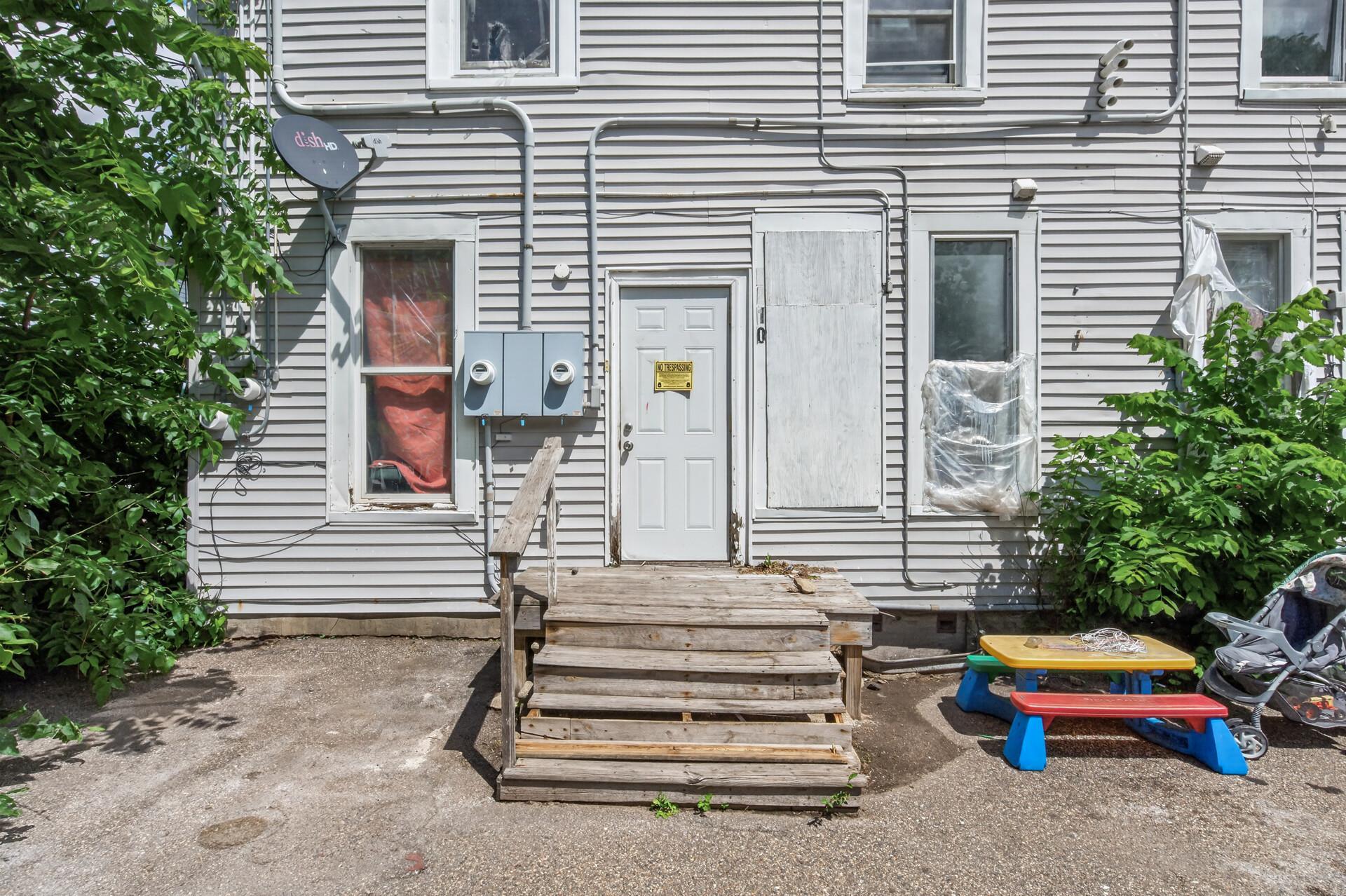 View of Residential Income at 2210 Oakland Avenue, Minneapolis MN 55404, Minneapolis (69 of 70) - Mike Wilen | Minnesota Team Real Estate