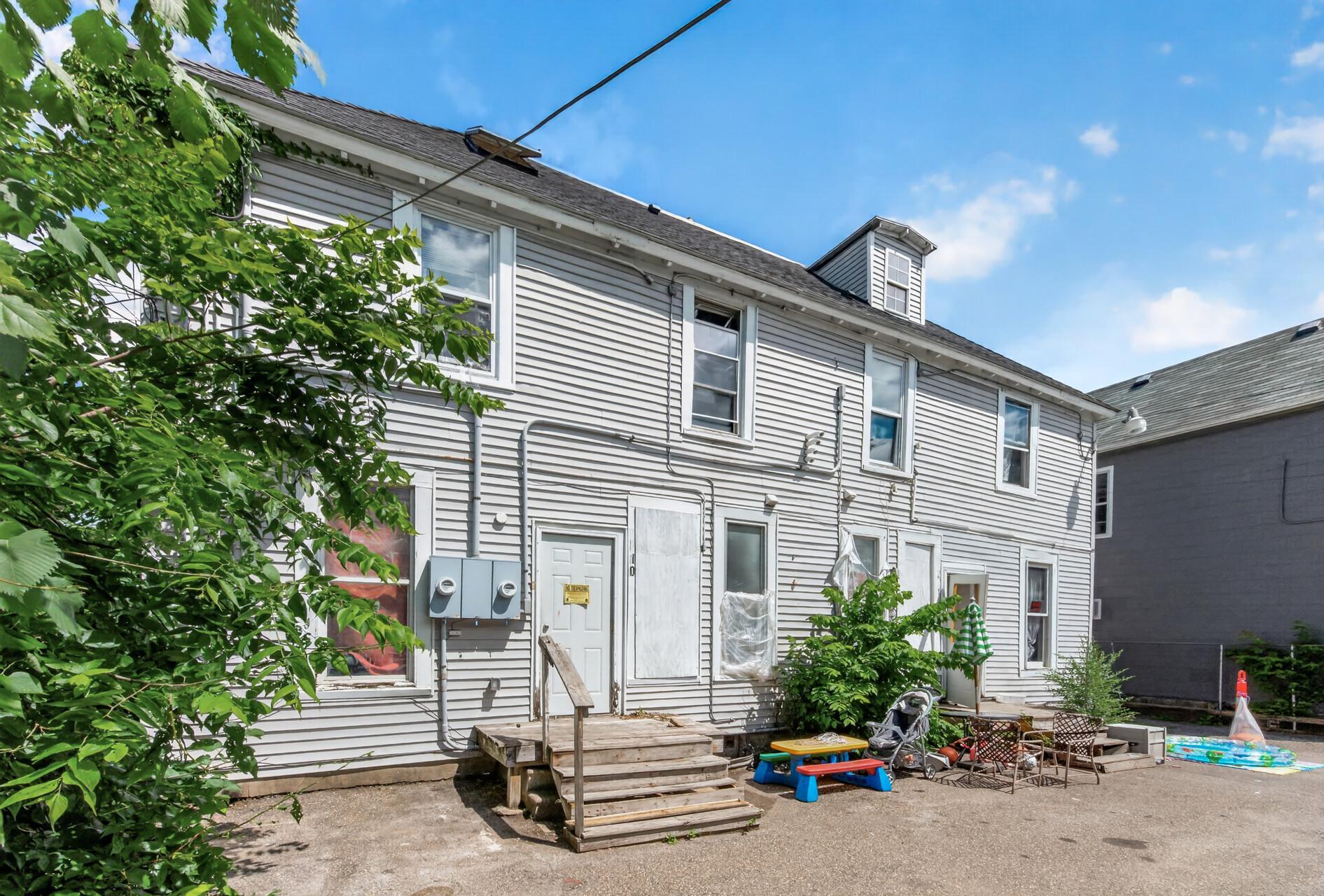 View of Residential Income at 2210 Oakland Avenue, Minneapolis MN 55404, Minneapolis (68 of 70) - Mike Wilen | Minnesota Team Real Estate
