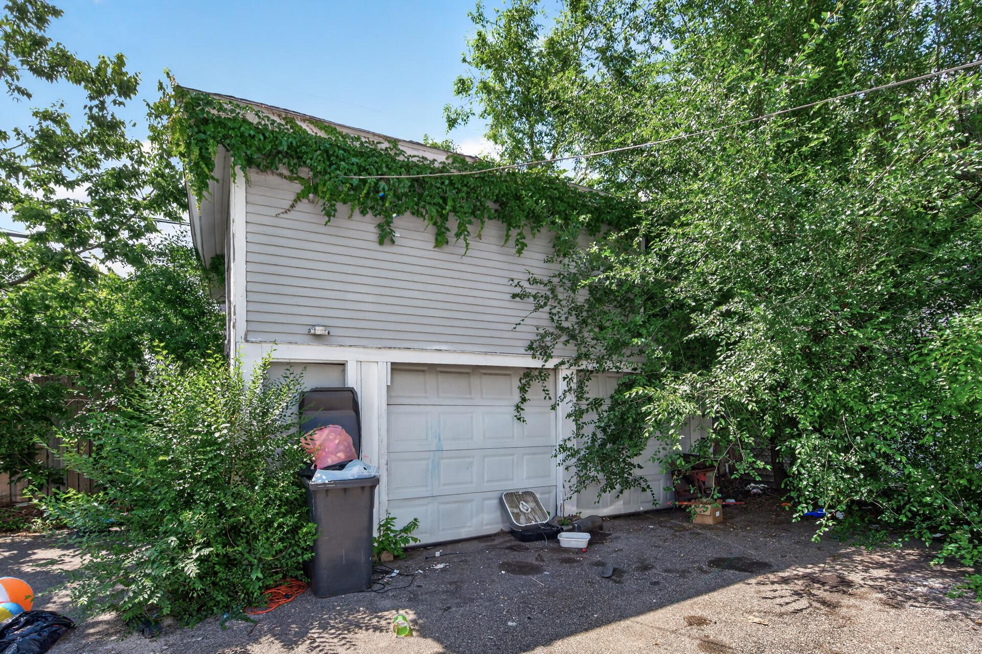 View of Residential Income at 2210 Oakland Avenue, Minneapolis MN 55404, Minneapolis (66 of 70) - Mike Wilen | Minnesota Team Real Estate