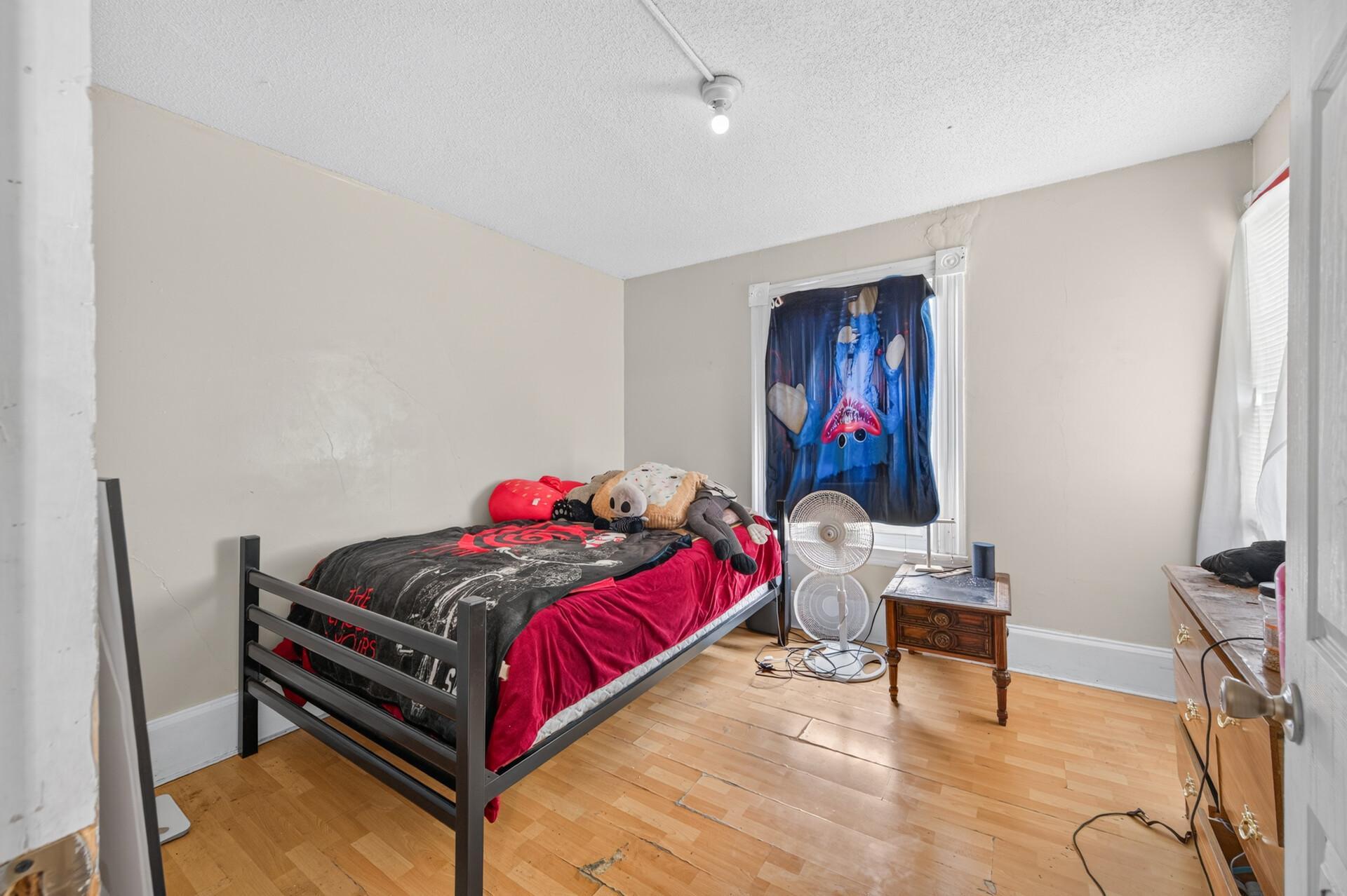 View of Residential Income at 2210 Oakland Avenue, Minneapolis MN 55404, Minneapolis (42 of 70) - Mike Wilen | Minnesota Team Real Estate