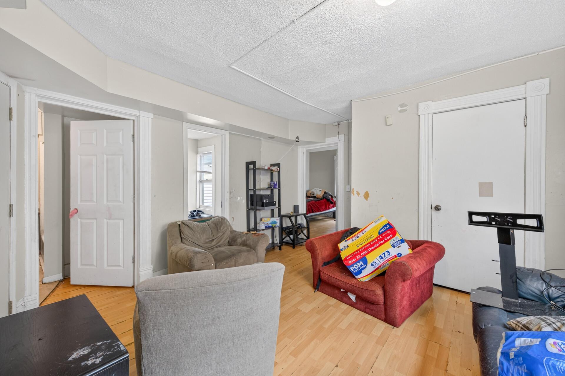 View of Residential Income at 2210 Oakland Avenue, Minneapolis MN 55404, Minneapolis (41 of 70) - Mike Wilen | Minnesota Team Real Estate