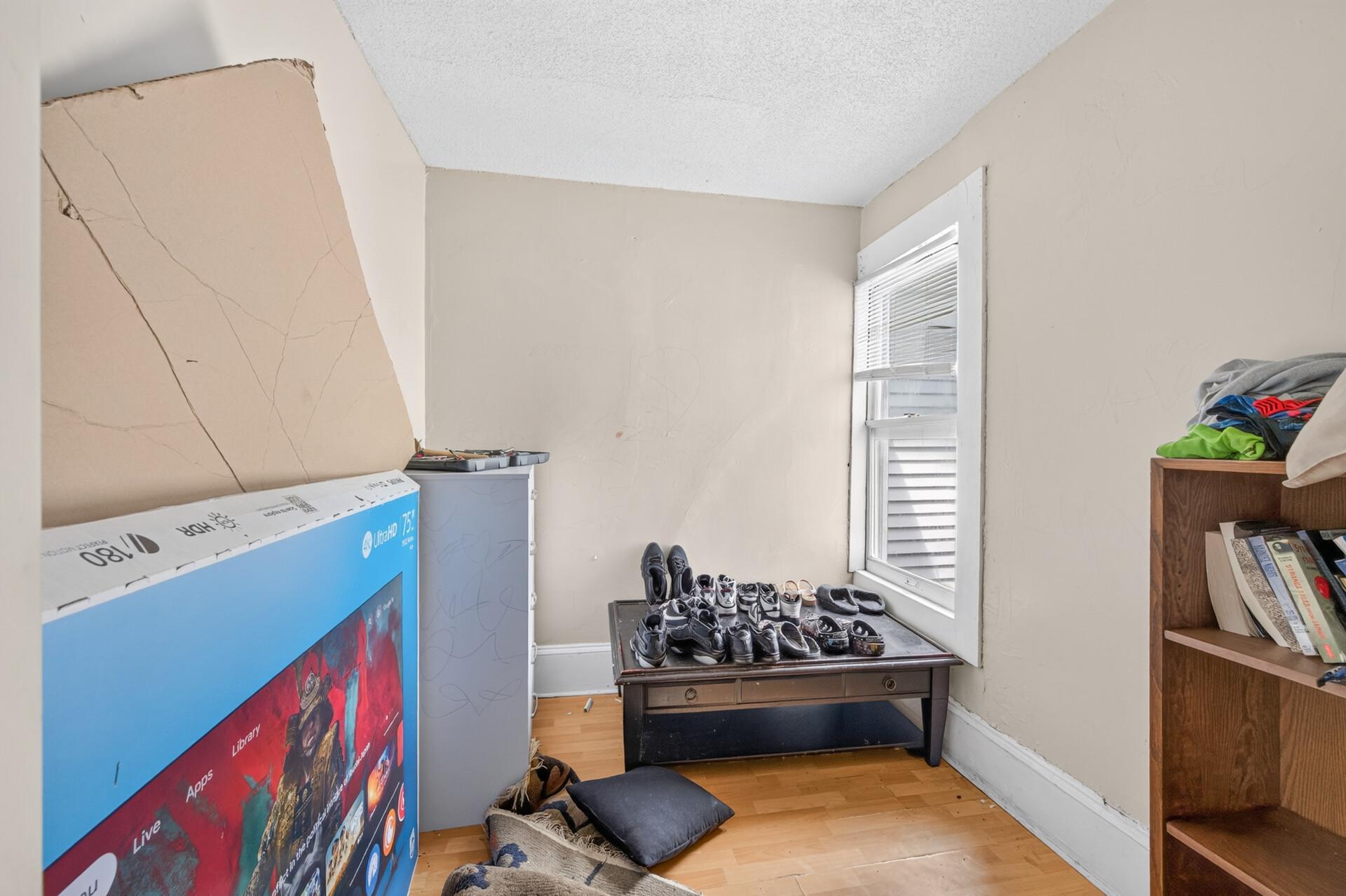 View of Residential Income at 2210 Oakland Avenue, Minneapolis MN 55404, Minneapolis (39 of 70) - Mike Wilen | Minnesota Team Real Estate