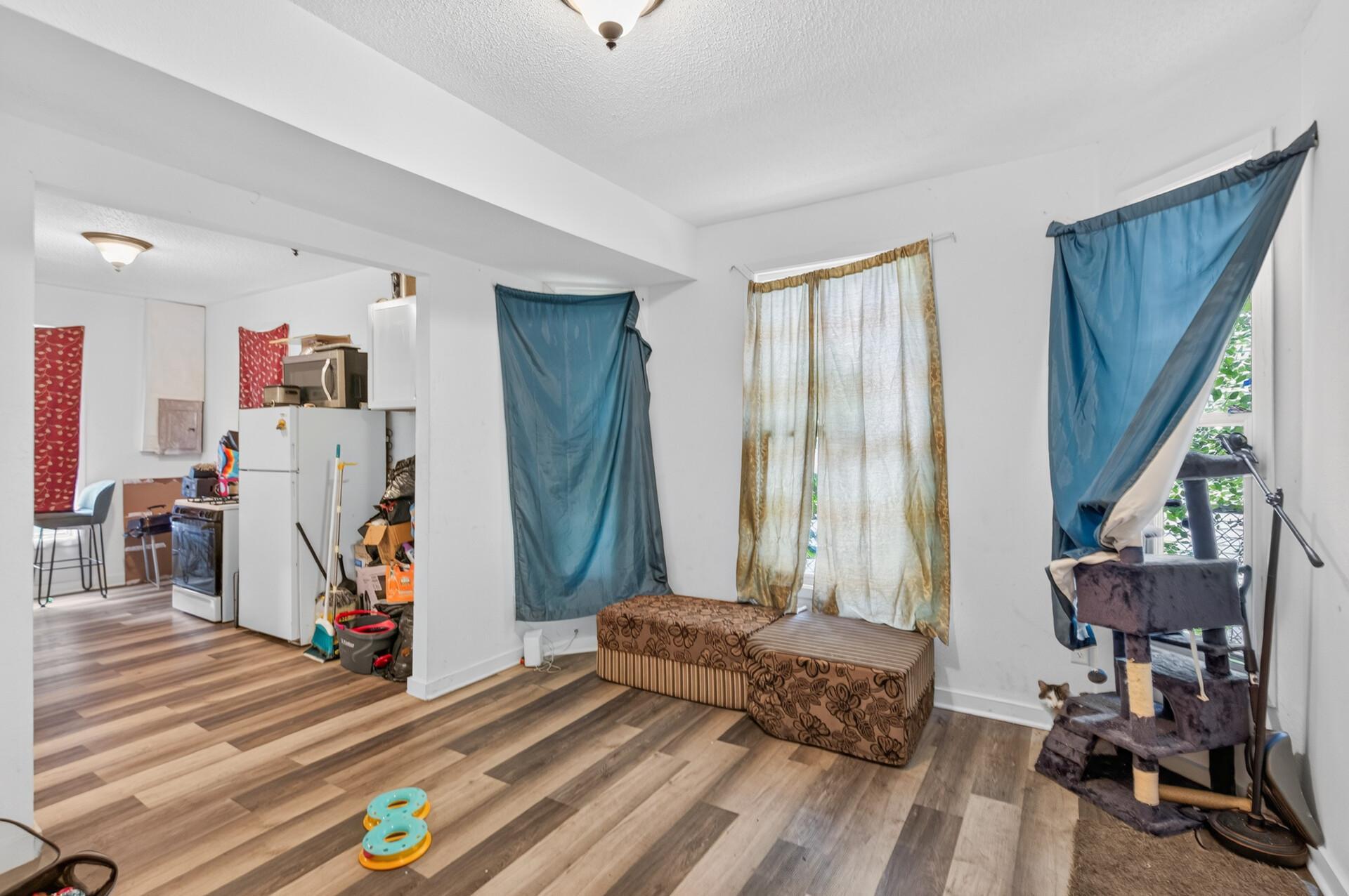 View of Residential Income at 2210 Oakland Avenue, Minneapolis MN 55404, Minneapolis (27 of 70) - Mike Wilen | Minnesota Team Real Estate