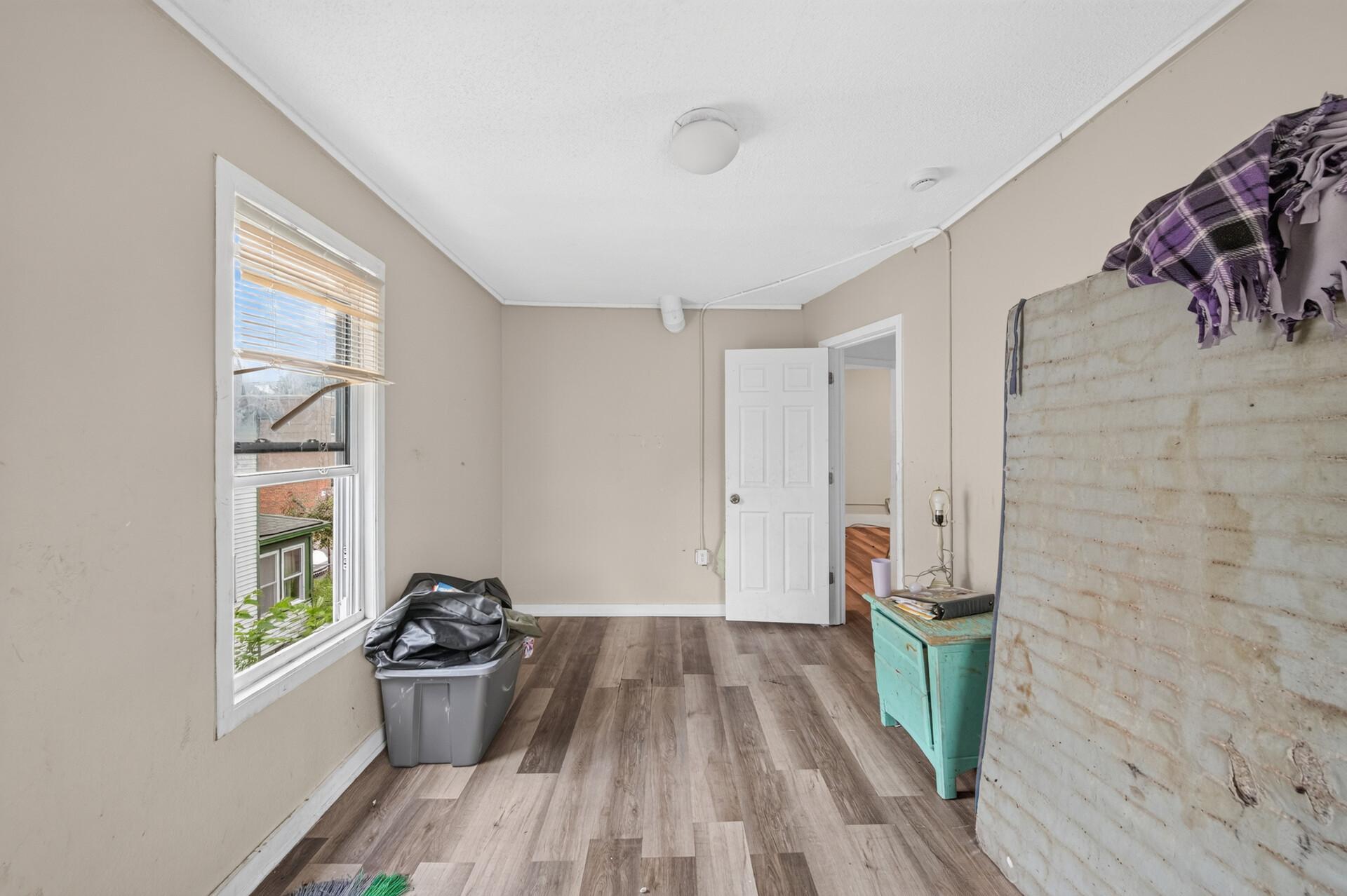 View of Residential Income at 2210 Oakland Avenue, Minneapolis MN 55404, Minneapolis (16 of 70) - Mike Wilen | Minnesota Team Real Estate