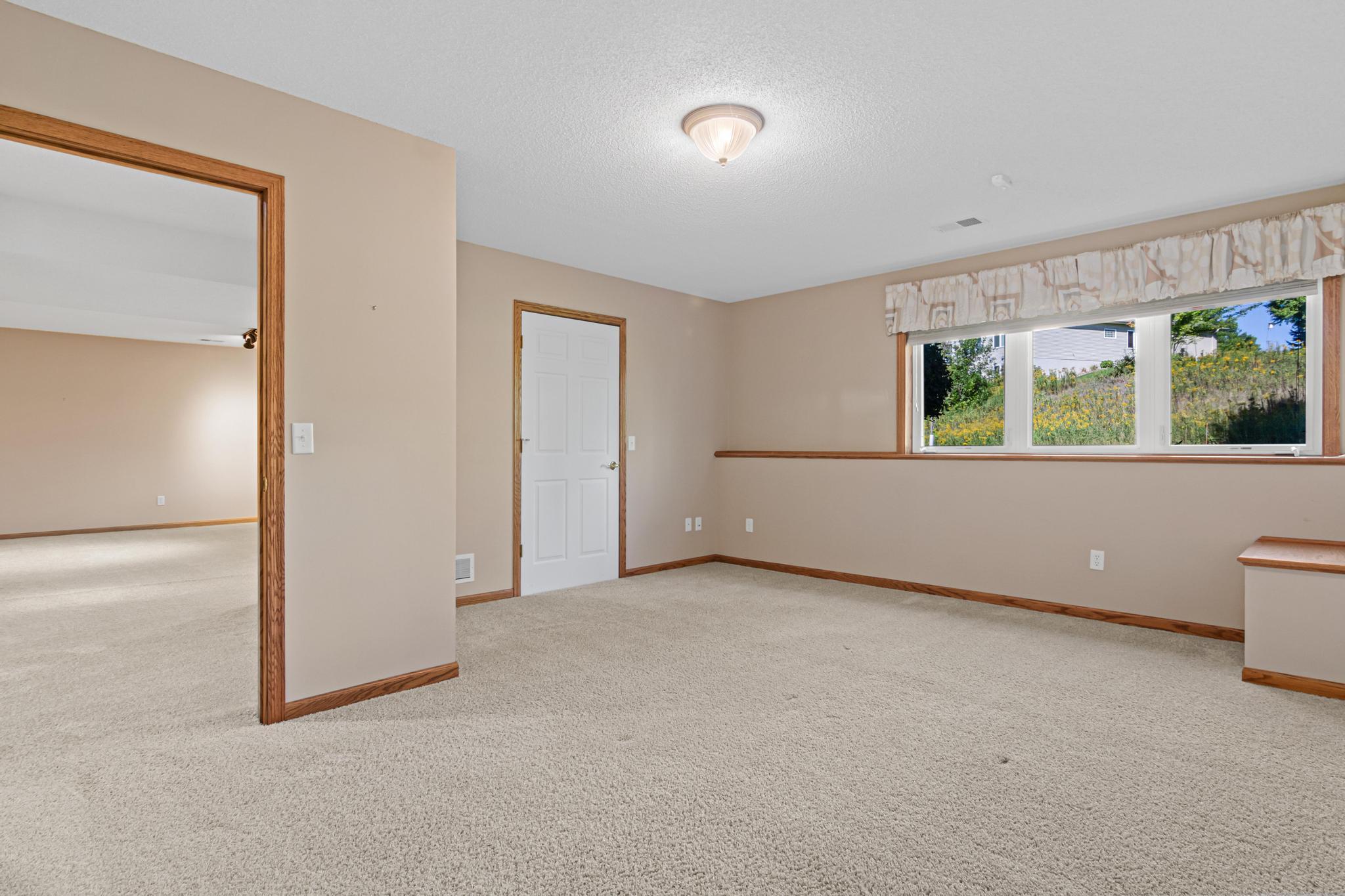 View of Residential at 19132 Inndale Drive, Lakeville MN 55044, Lakeville (29 of 37) - Mike Wilen | Minnesota Team Real Estate
