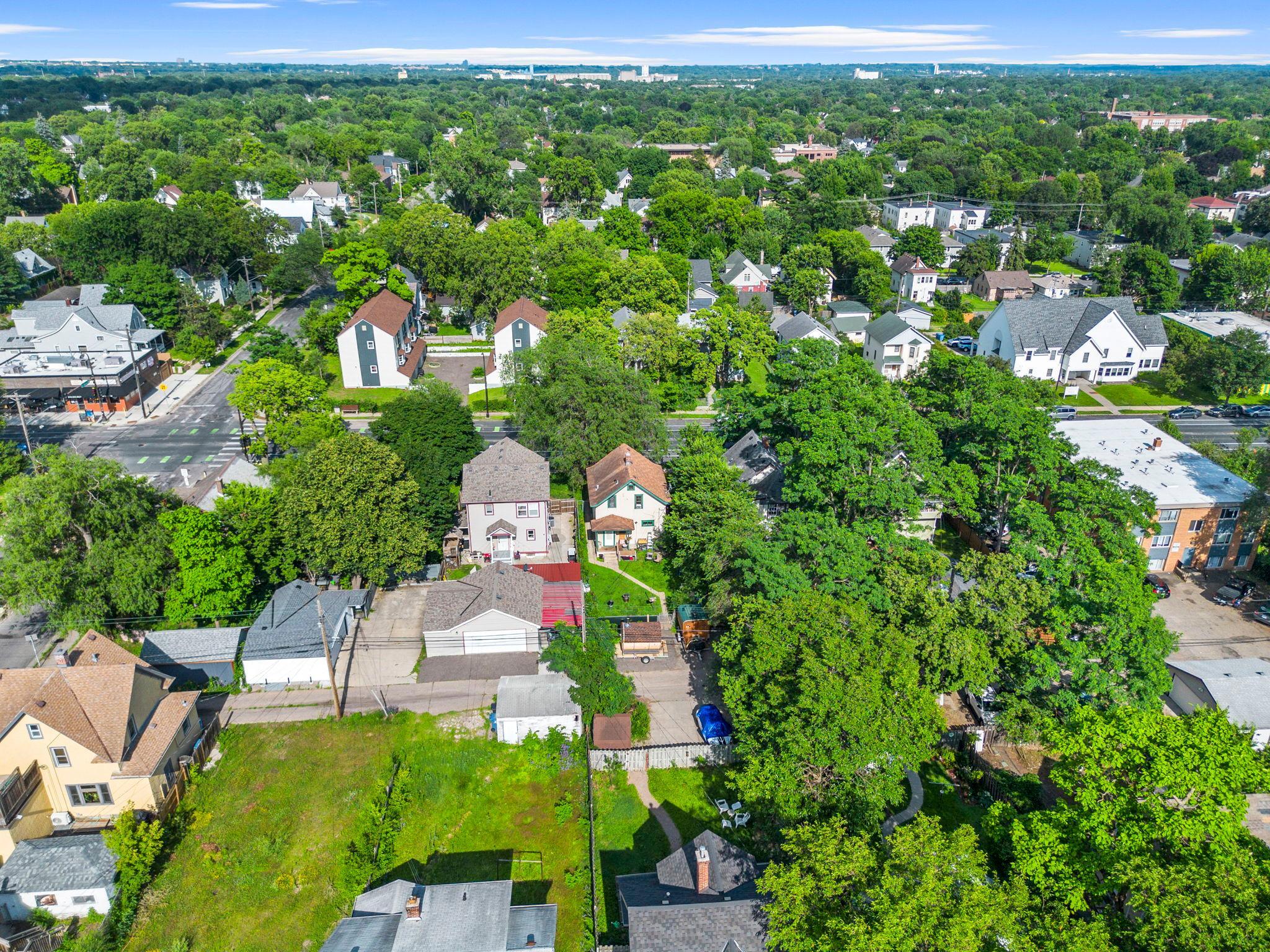 View of Residential at 3612 Chicago Avenue, Minneapolis MN 55407, Minneapolis (38 of 49) - Mike Wilen | Minnesota Team Real Estate