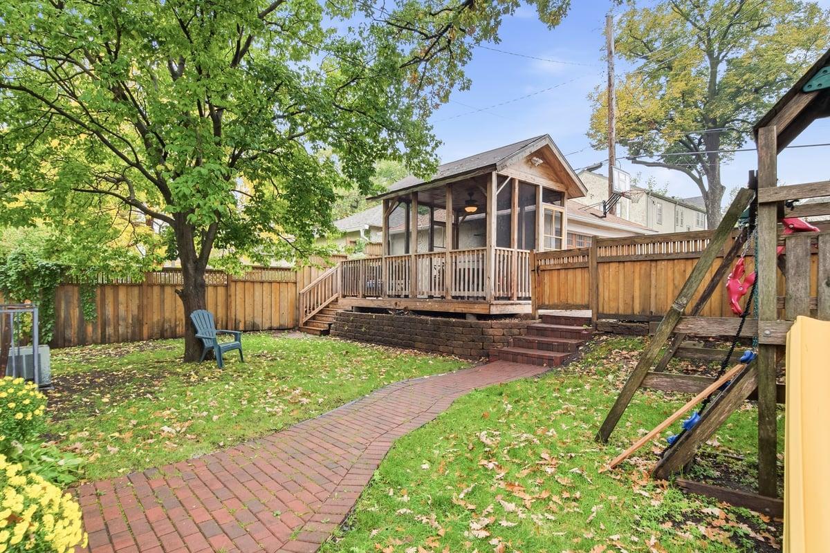 View of Residential Income at 3428 Hennepin Avenue, Minneapolis MN 55408, Minneapolis (46 of 59) - Mike Wilen | Minnesota Team Real Estate