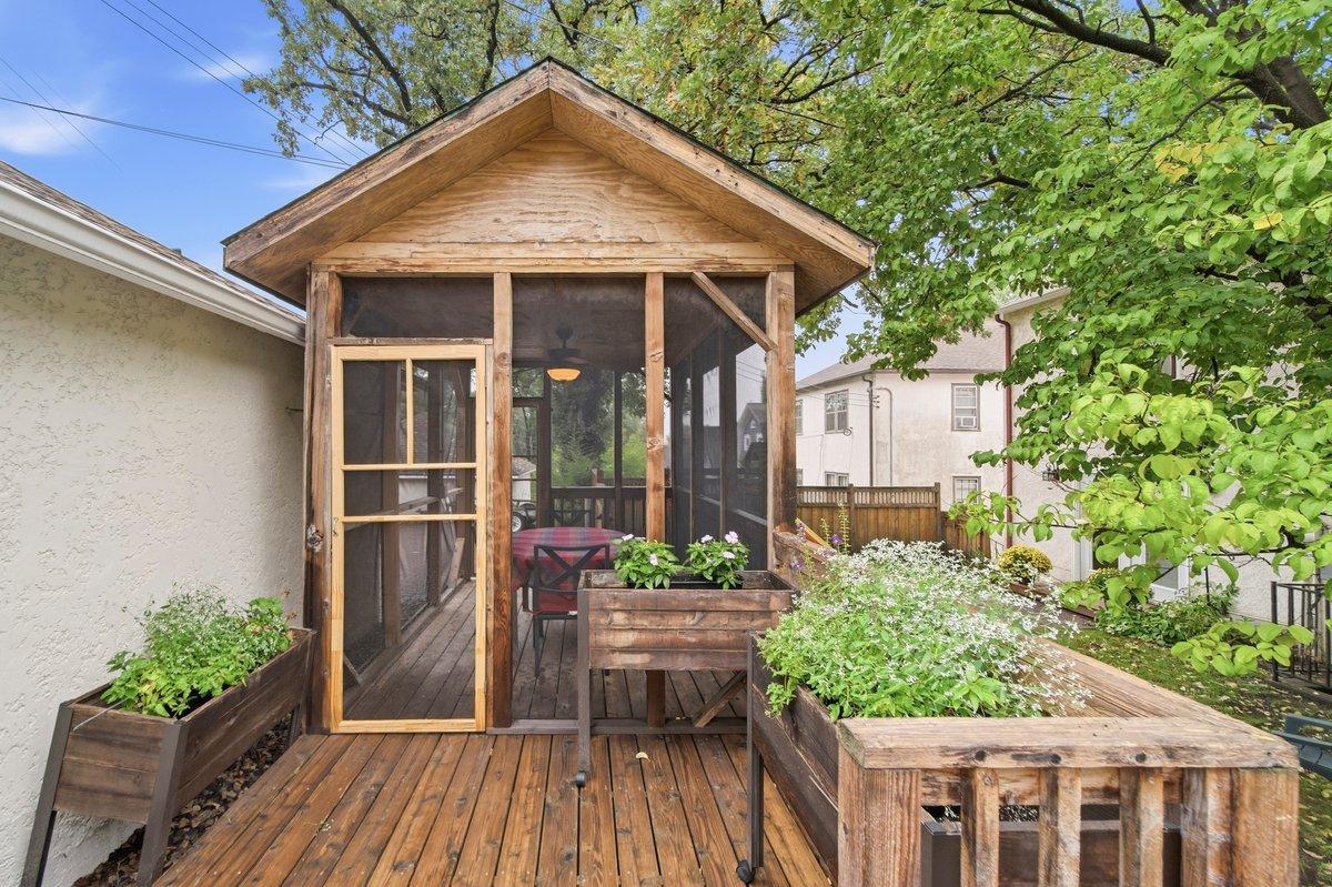 View of Residential Income at 3428 Hennepin Avenue, Minneapolis MN 55408, Minneapolis (54 of 59) - Mike Wilen | Minnesota Team Real Estate