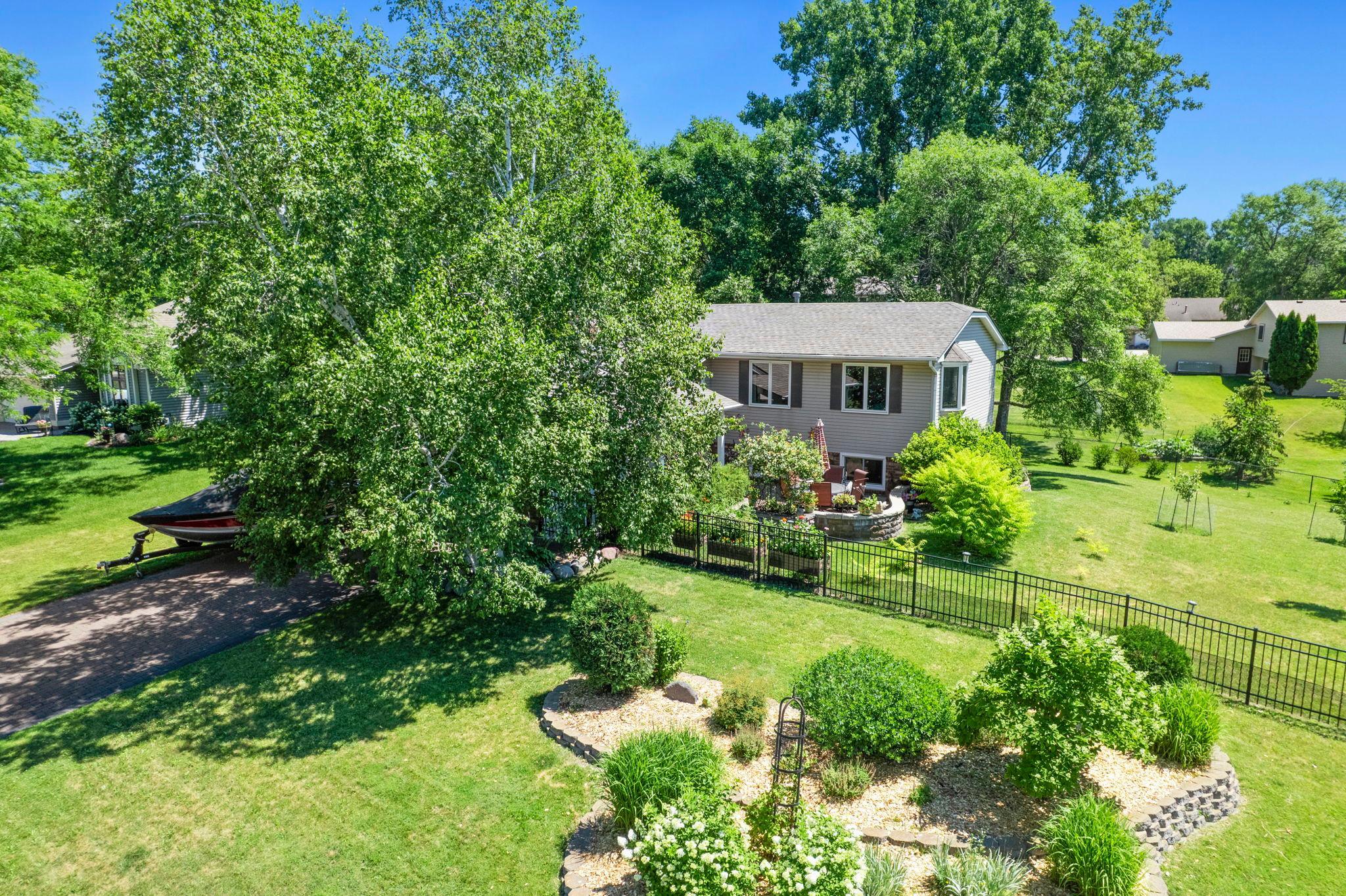 View of Residential at 11825 44th Avenue, Plymouth MN 55442, Plymouth (2 of 65) - Mike Wilen | Minnesota Team Real Estate