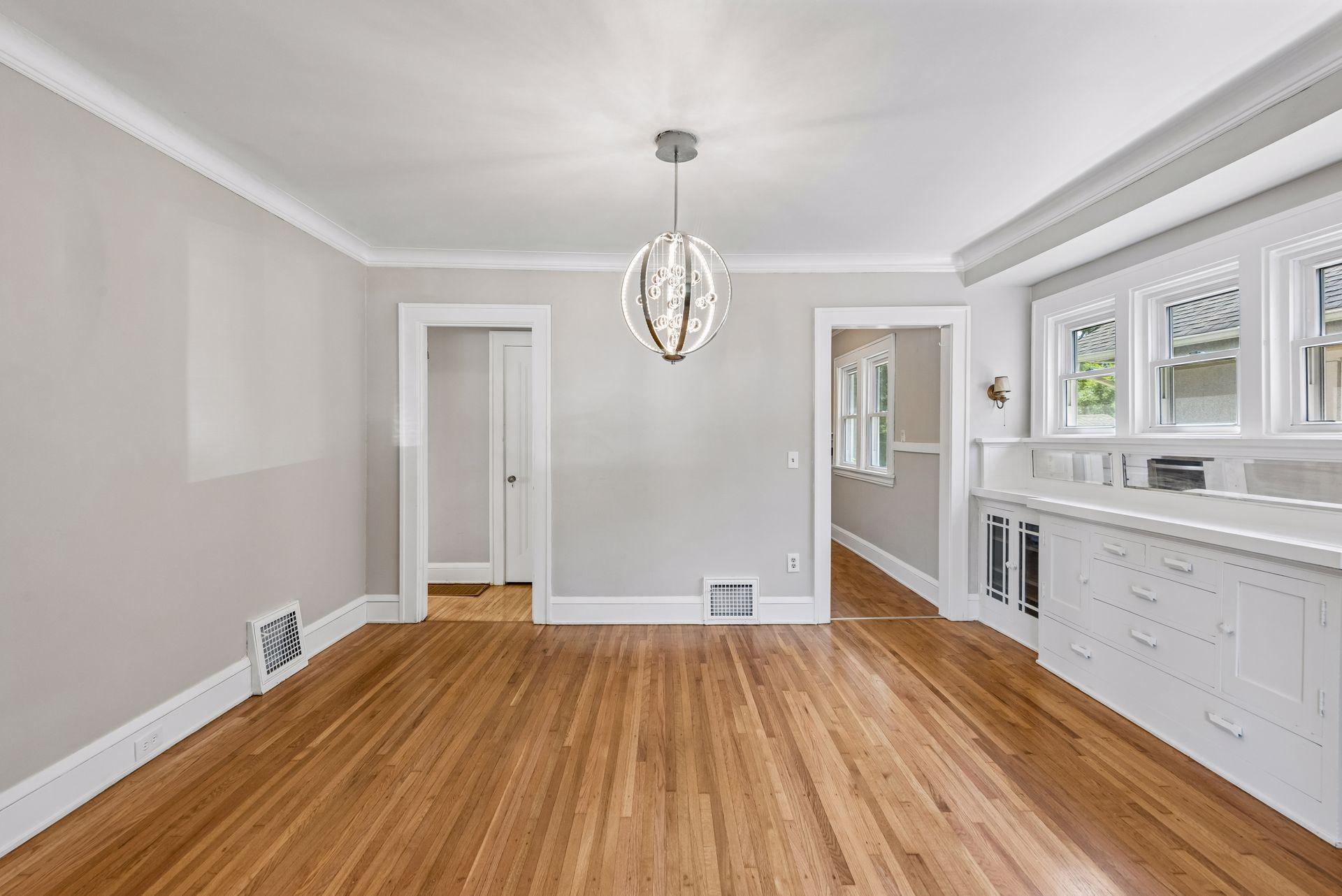 View of Residential at 4615 Portland Avenue, Minneapolis MN 55407, Minneapolis (7 of 21) - Mike Wilen | Minnesota Team Real Estate