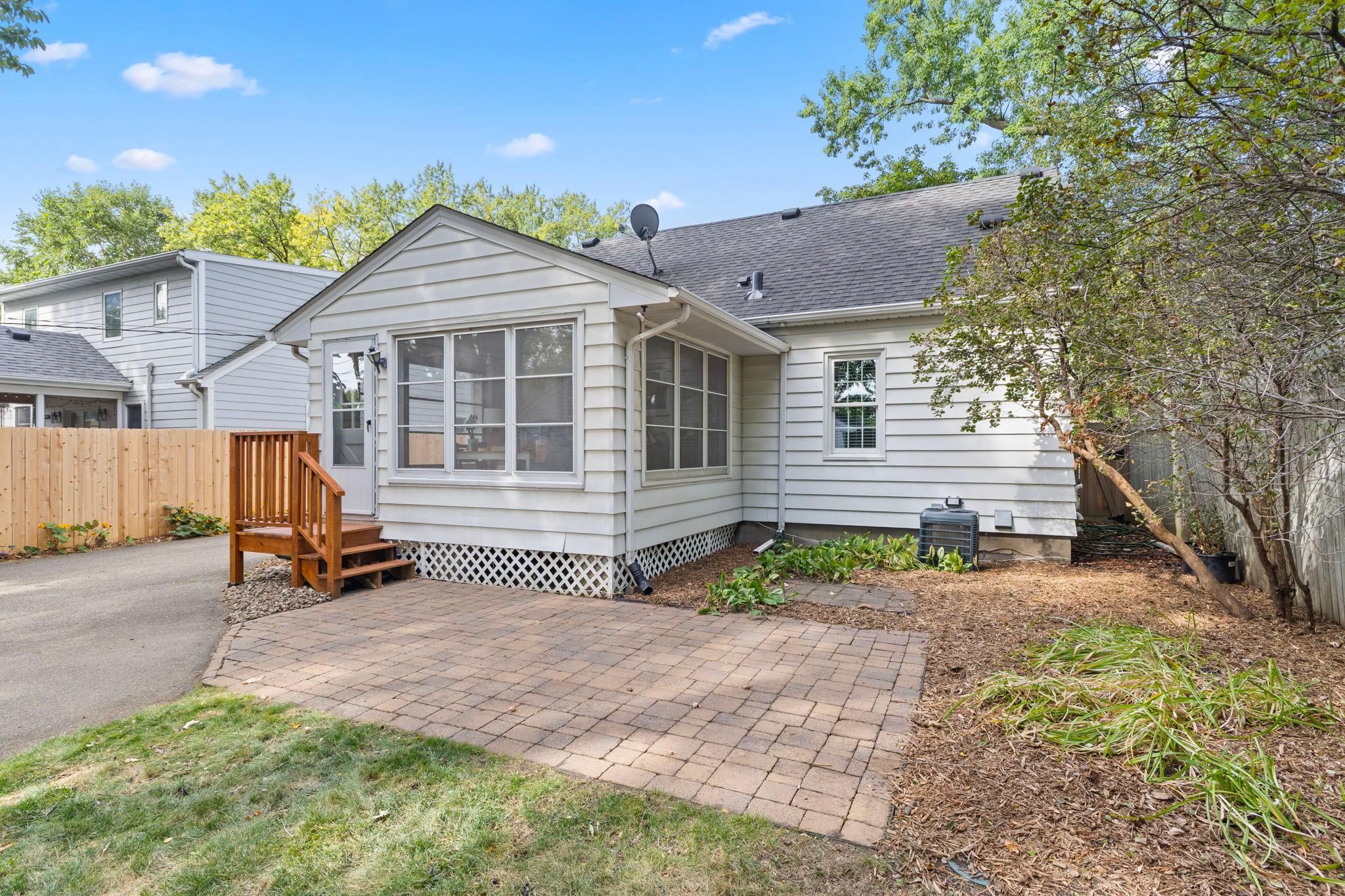 View of Residential at 3971 Princeton Avenue, Saint Louis Park MN 55416, Saint Louis Park (31 of 32) - Mike Wilen | Minnesota Team Real Estate