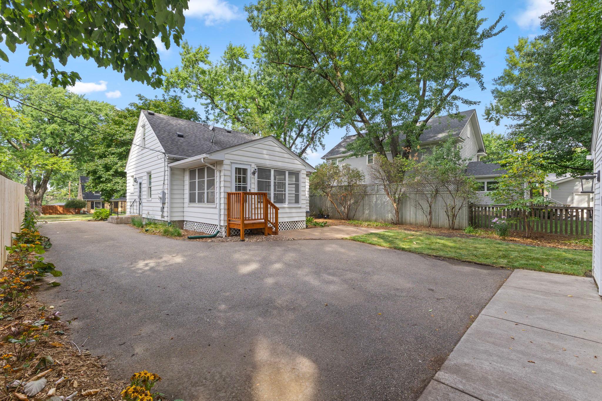 View of Residential at 3971 Princeton Avenue, Saint Louis Park MN 55416, Saint Louis Park (32 of 32) - Mike Wilen | Minnesota Team Real Estate