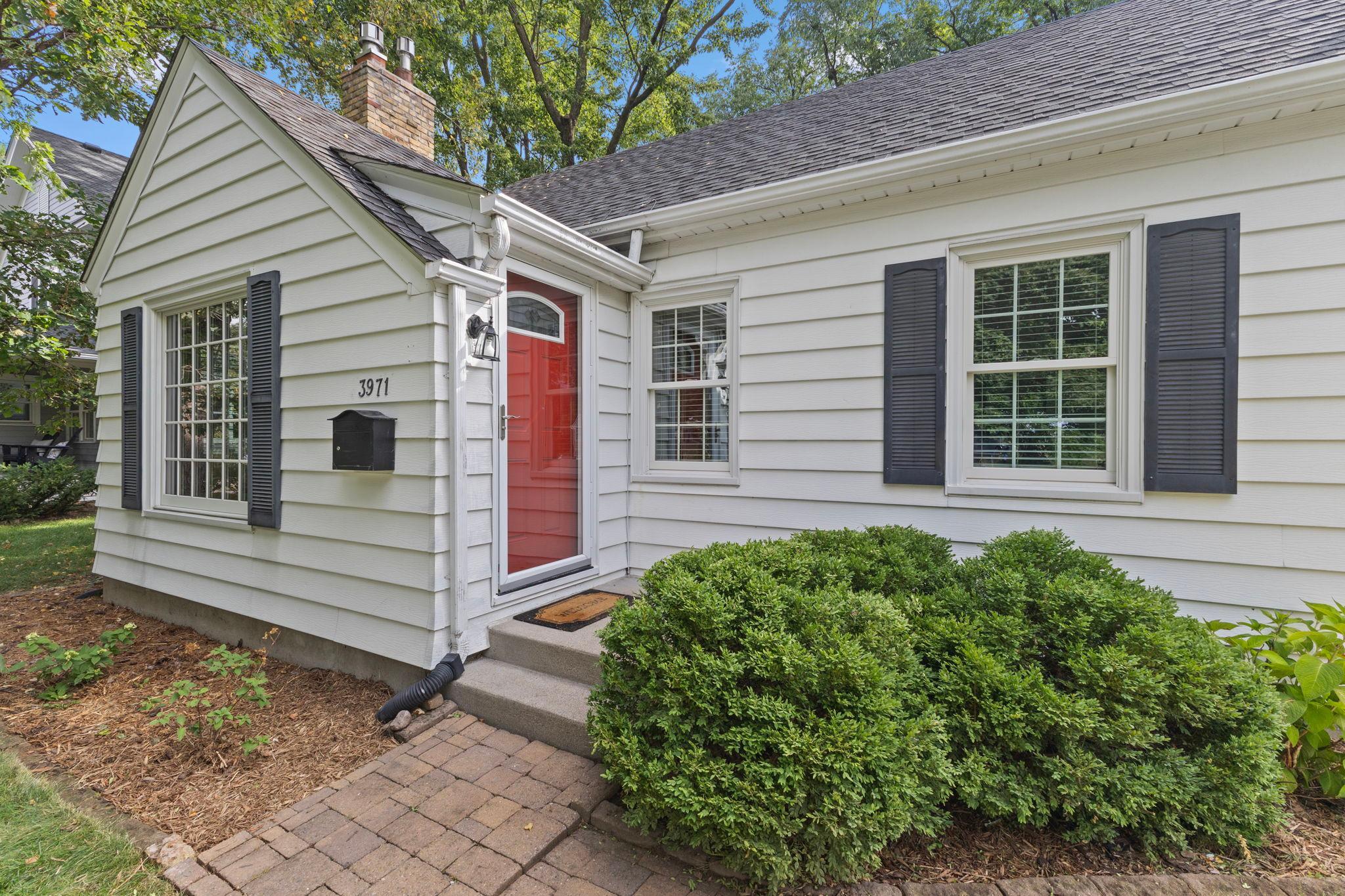 View of Residential at 3971 Princeton Avenue, Saint Louis Park MN 55416, Saint Louis Park (2 of 32) - Mike Wilen | Minnesota Team Real Estate