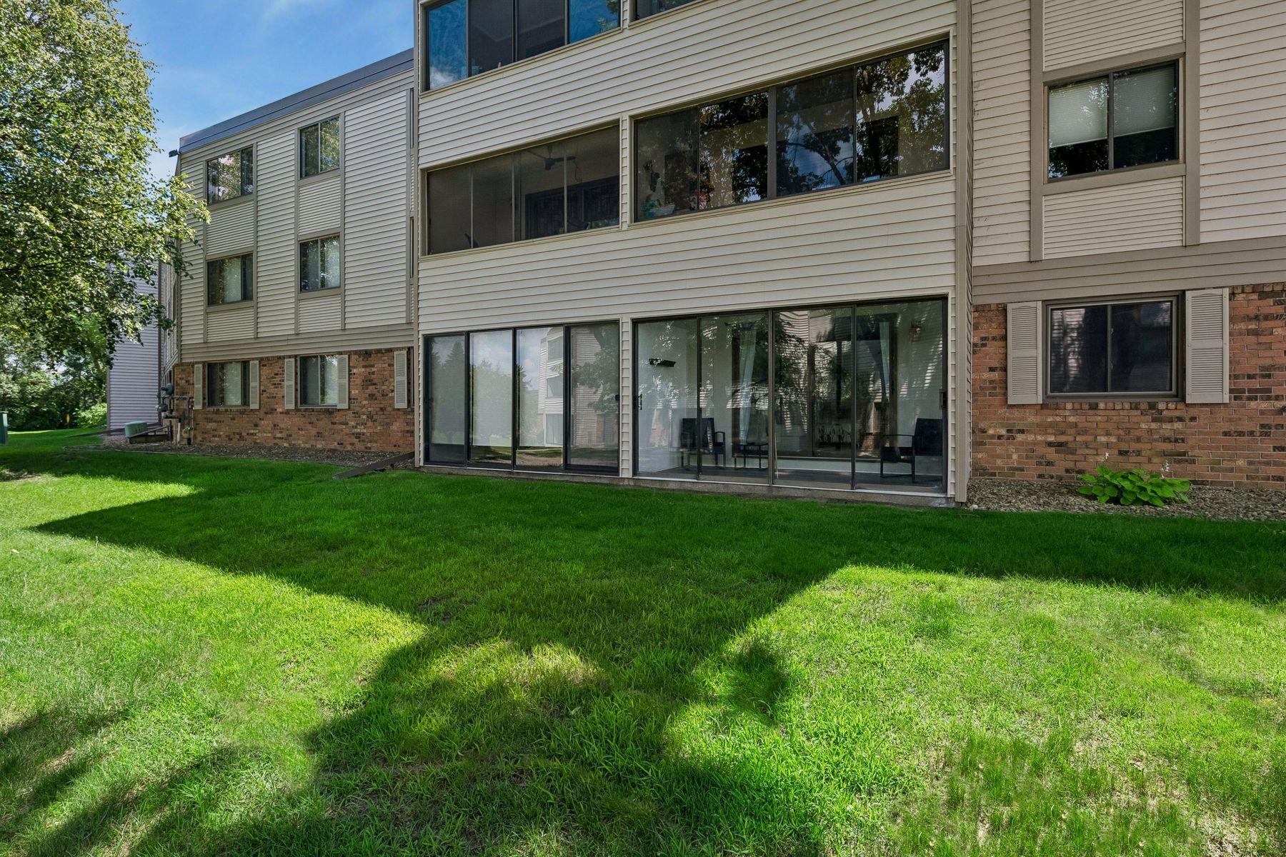View of Residential at 10540 43rd Avenue #103, Plymouth MN 55442, Plymouth (29 of 37) - Mike Wilen | Minnesota Team Real Estate