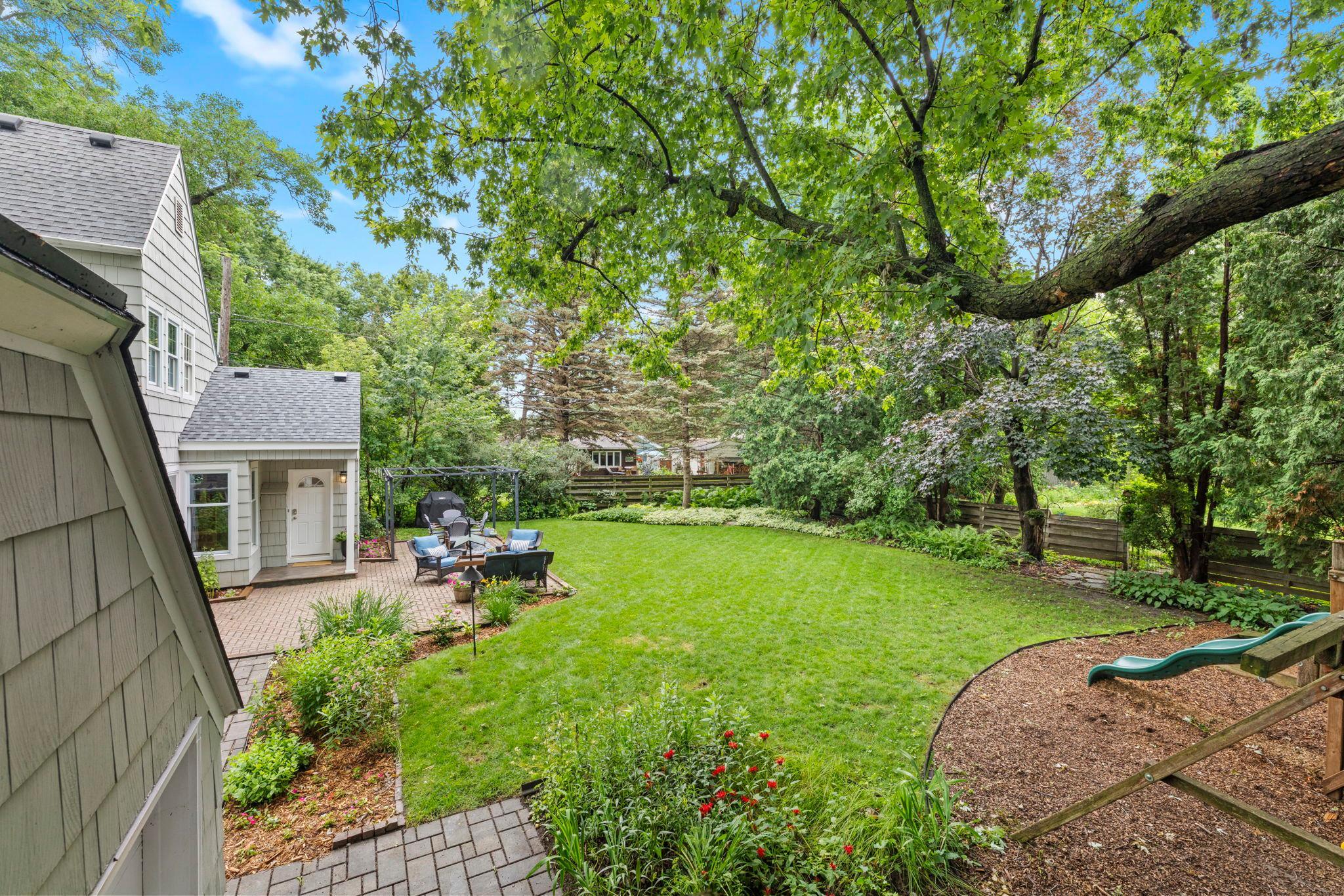 View of Residential at 1244 Roselawn Avenue, Roseville MN 55113, Roseville (81 of 87) - Mike Wilen | Minnesota Team Real Estate