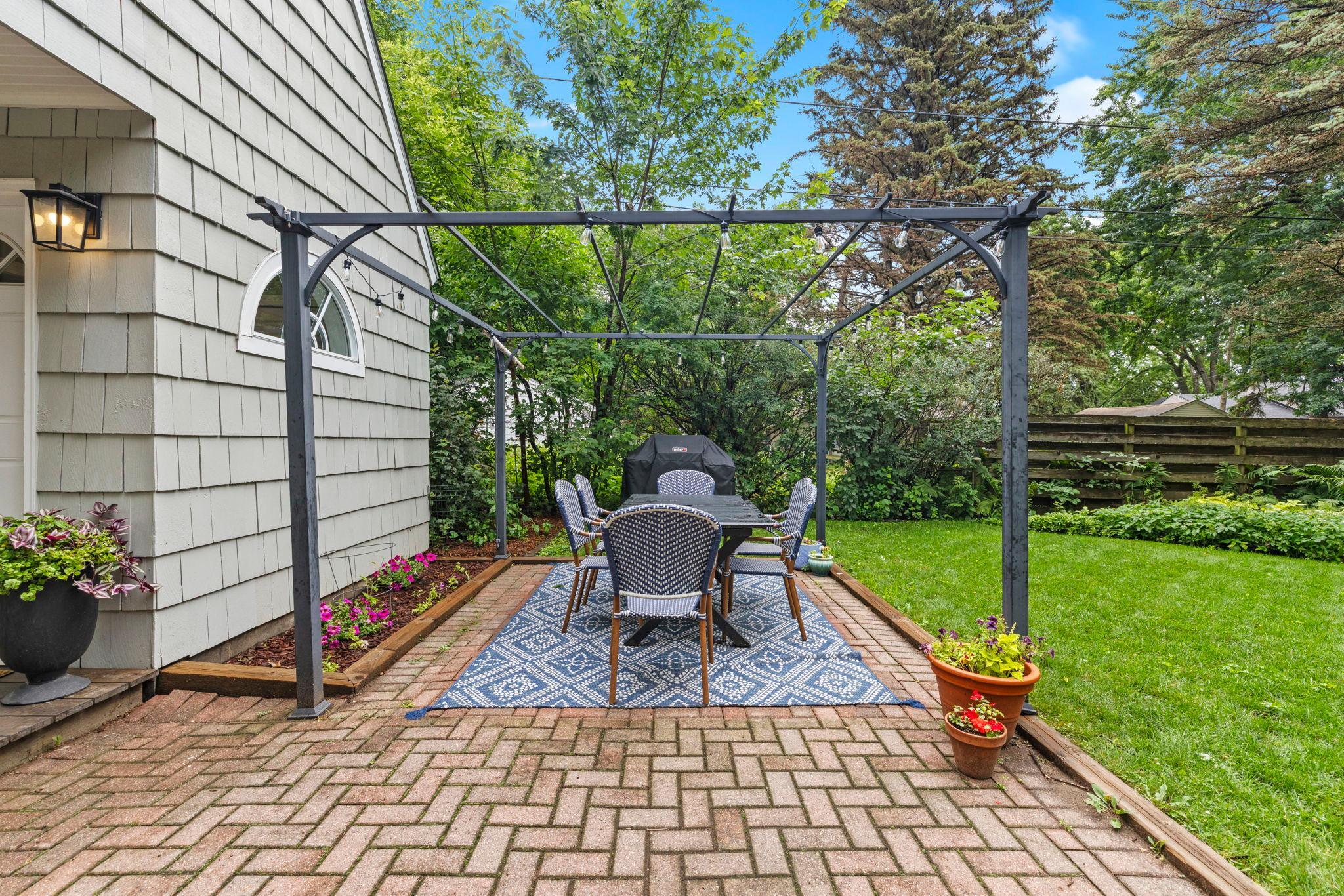 View of Residential at 1244 Roselawn Avenue, Roseville MN 55113, Roseville (79 of 87) - Mike Wilen | Minnesota Team Real Estate