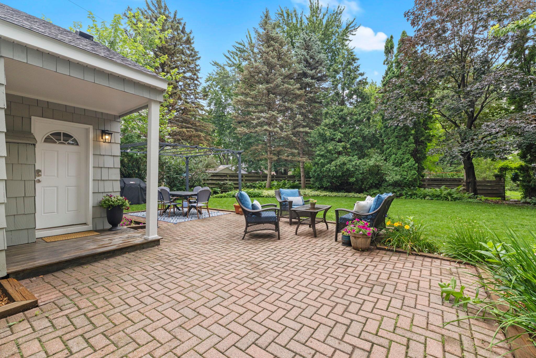 View of Residential at 1244 Roselawn Avenue, Roseville MN 55113, Roseville (76 of 87) - Mike Wilen | Minnesota Team Real Estate