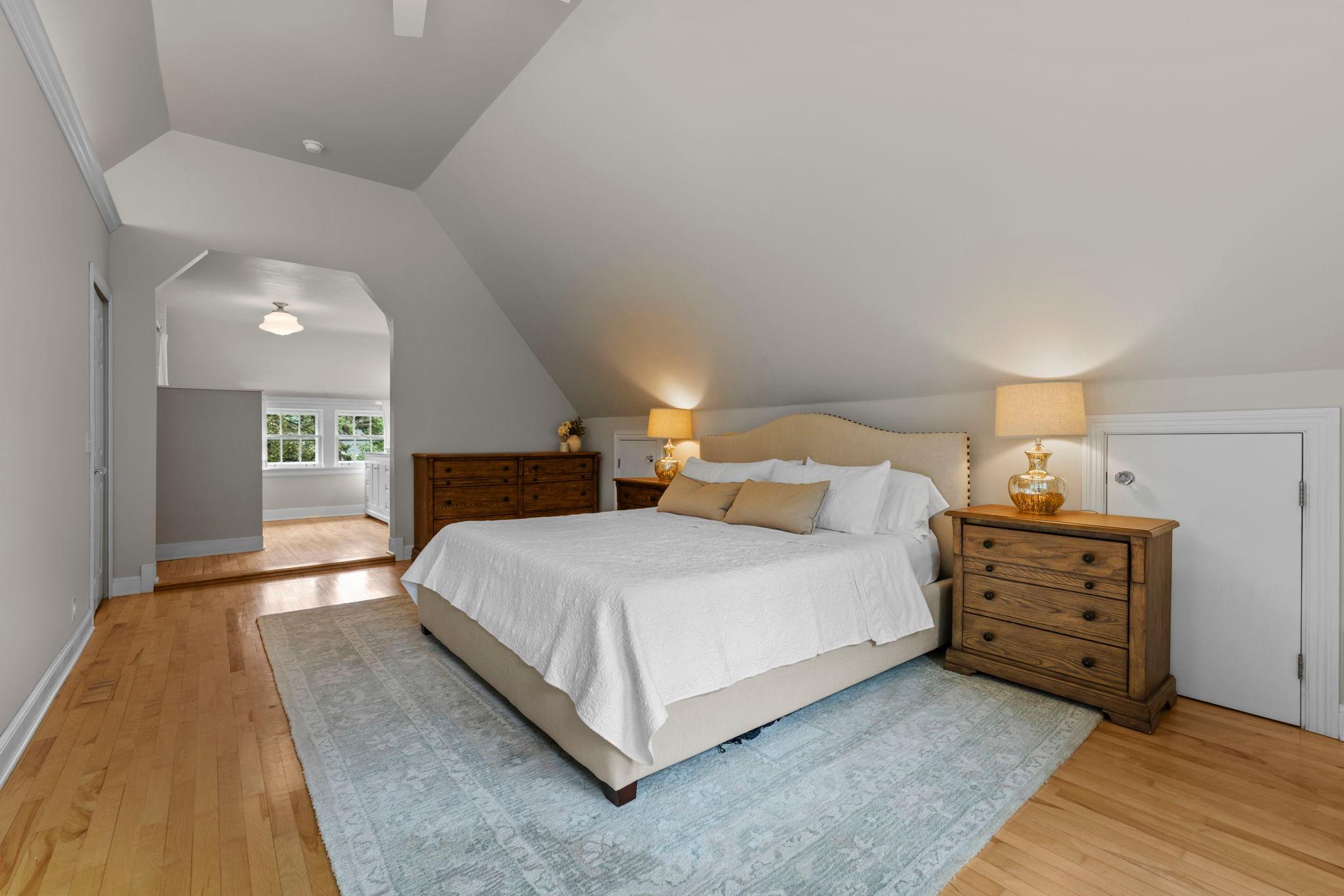 View of Residential at 1244 Roselawn Avenue, Roseville MN 55113, Roseville (70 of 87) - Mike Wilen | Minnesota Team Real Estate