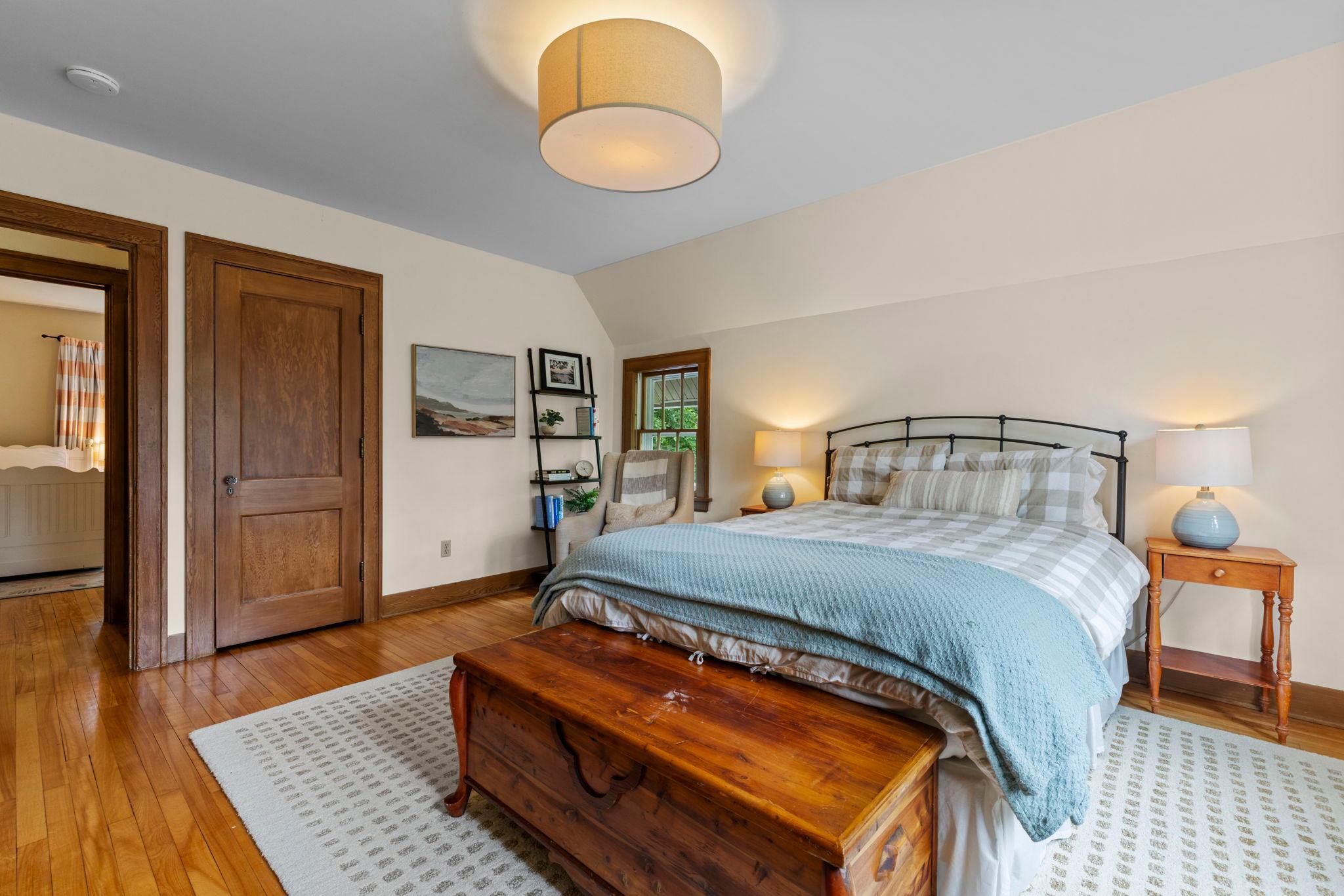 View of Residential at 1244 Roselawn Avenue, Roseville MN 55113, Roseville (60 of 87) - Mike Wilen | Minnesota Team Real Estate