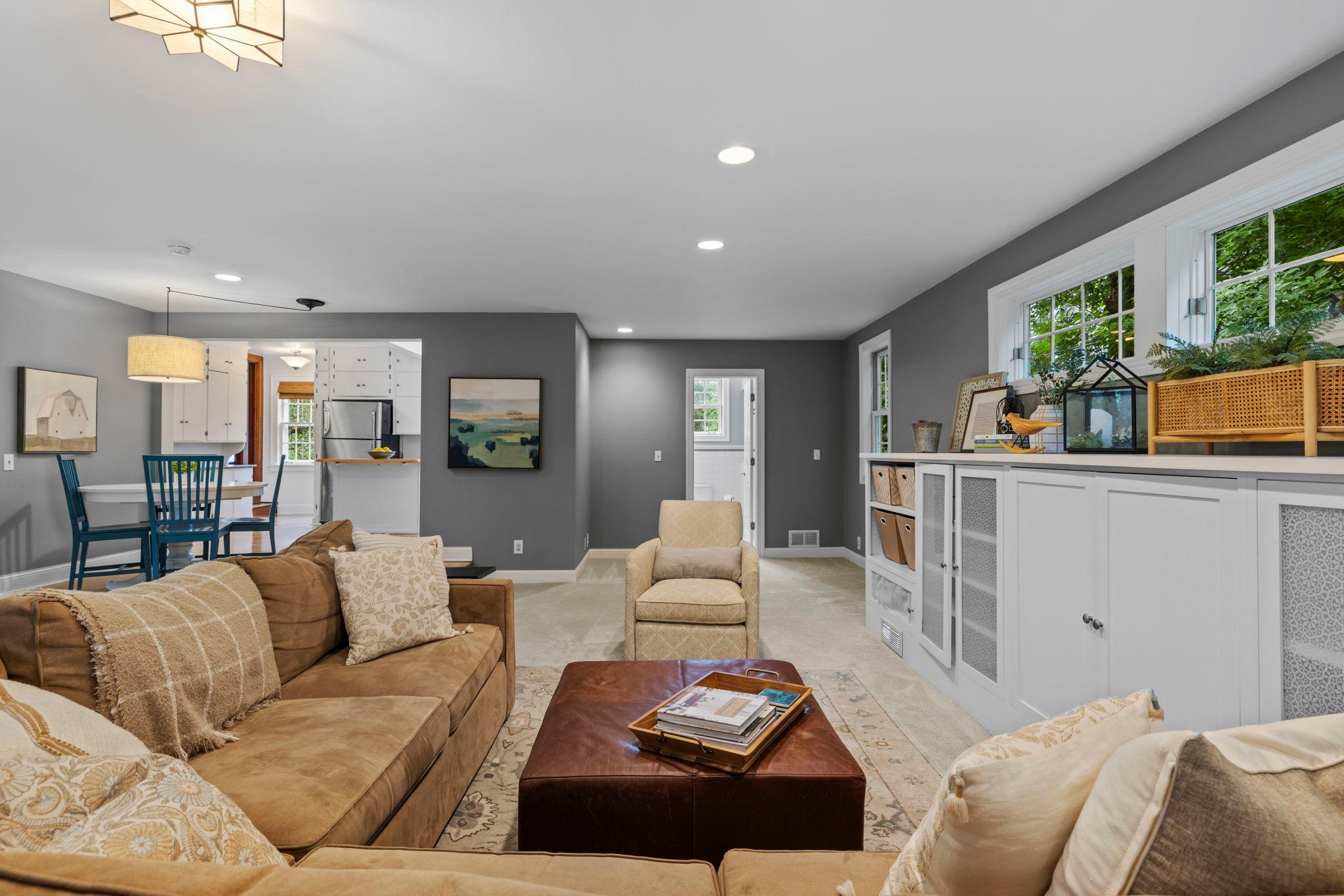 View of Residential at 1244 Roselawn Avenue, Roseville MN 55113, Roseville (49 of 87) - Mike Wilen | Minnesota Team Real Estate