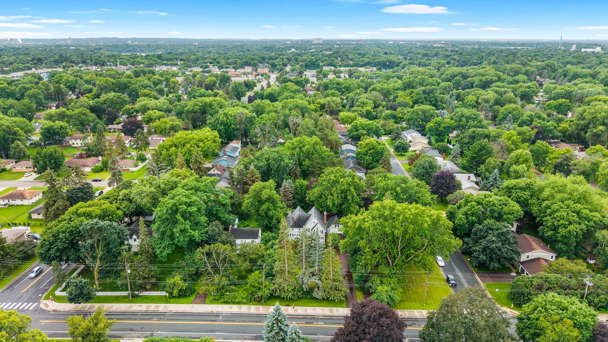 View of Residential at 1244 Roselawn Avenue, Roseville MN 55113, Roseville (6 of 87) - Mike Wilen | Minnesota Team Real Estate