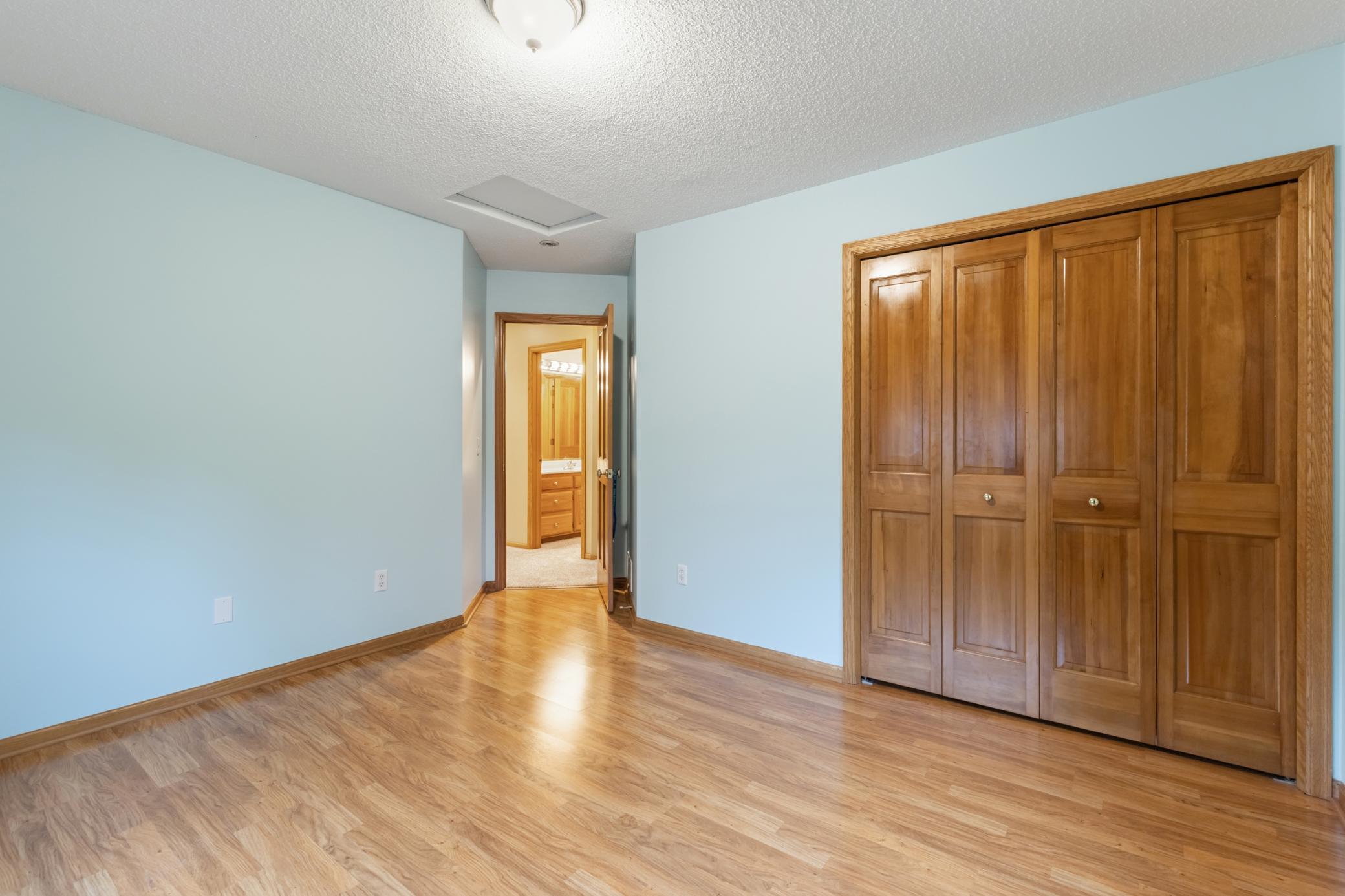 View of Residential at 14809 White Oak Drive, Burnsville MN 55337, Burnsville (20 of 43) - Mike Wilen | Minnesota Team Real Estate