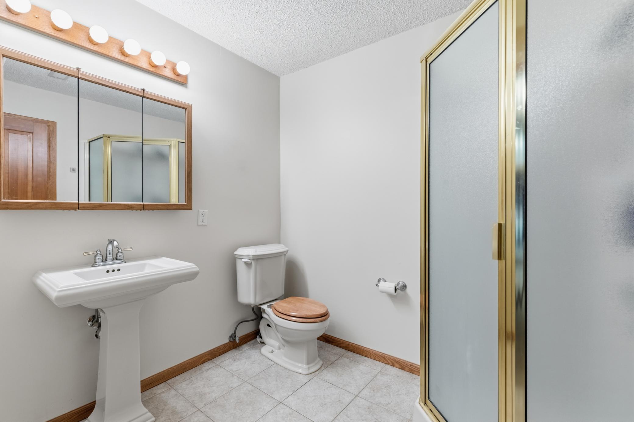 View of Residential at 14809 White Oak Drive, Burnsville MN 55337, Burnsville (35 of 43) - Mike Wilen | Minnesota Team Real Estate