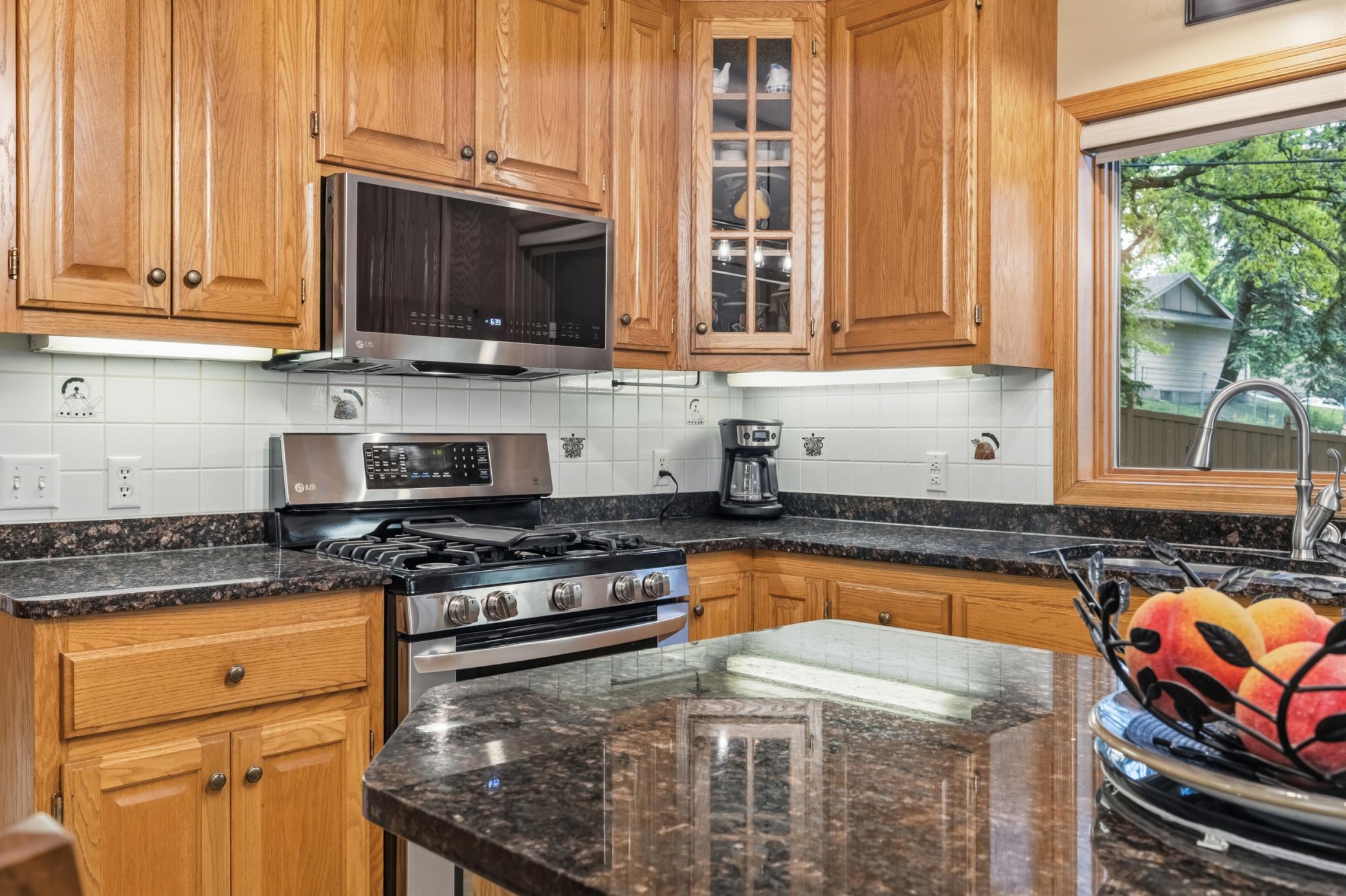 View of Residential at 14809 White Oak Drive, Burnsville MN 55337, Burnsville (25 of 43) - Mike Wilen | Minnesota Team Real Estate