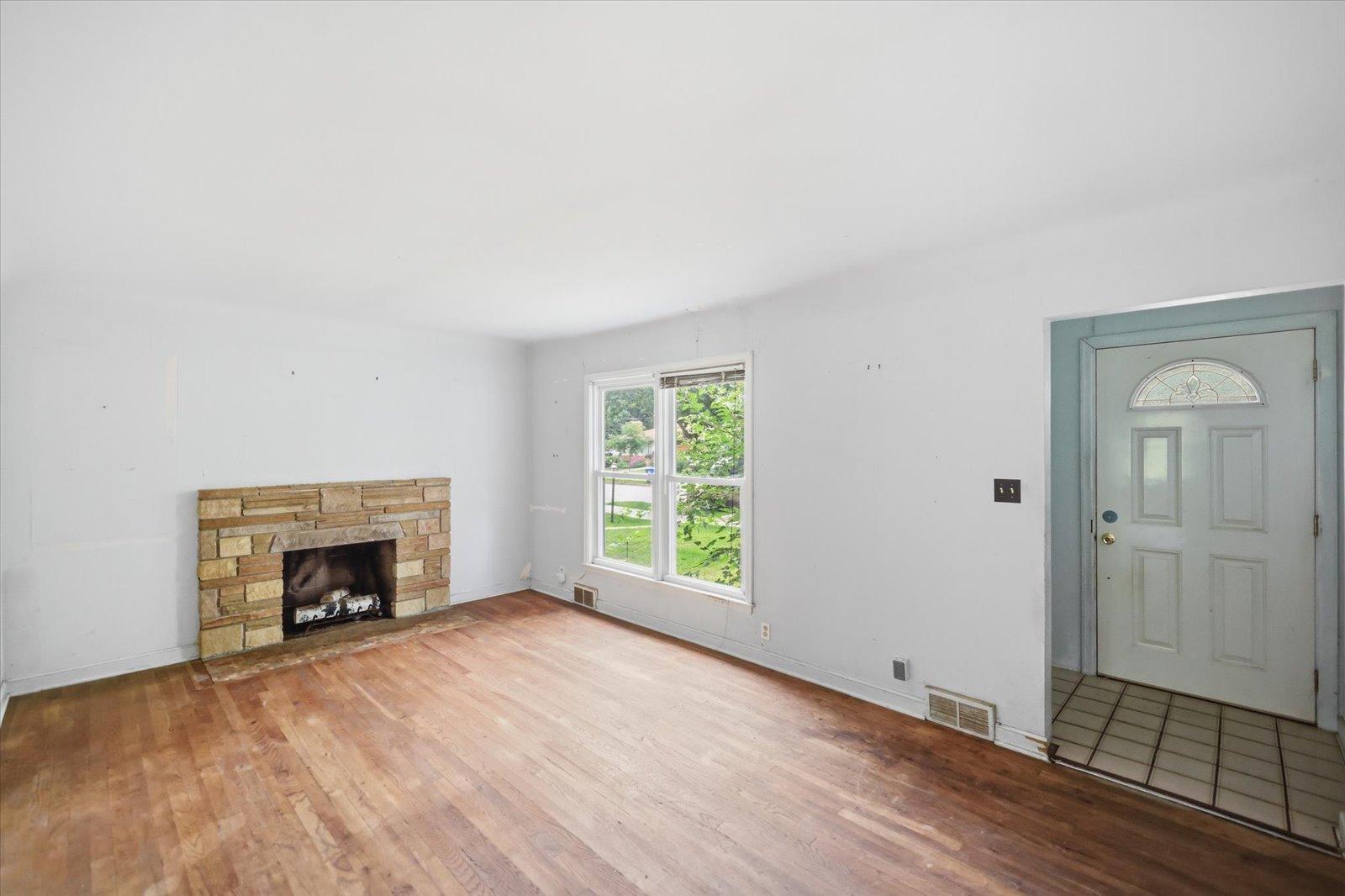 View of Residential at 5316 Newton Avenue, Minneapolis MN 55419, Minneapolis (3 of 33) - Mike Wilen | Minnesota Team Real Estate