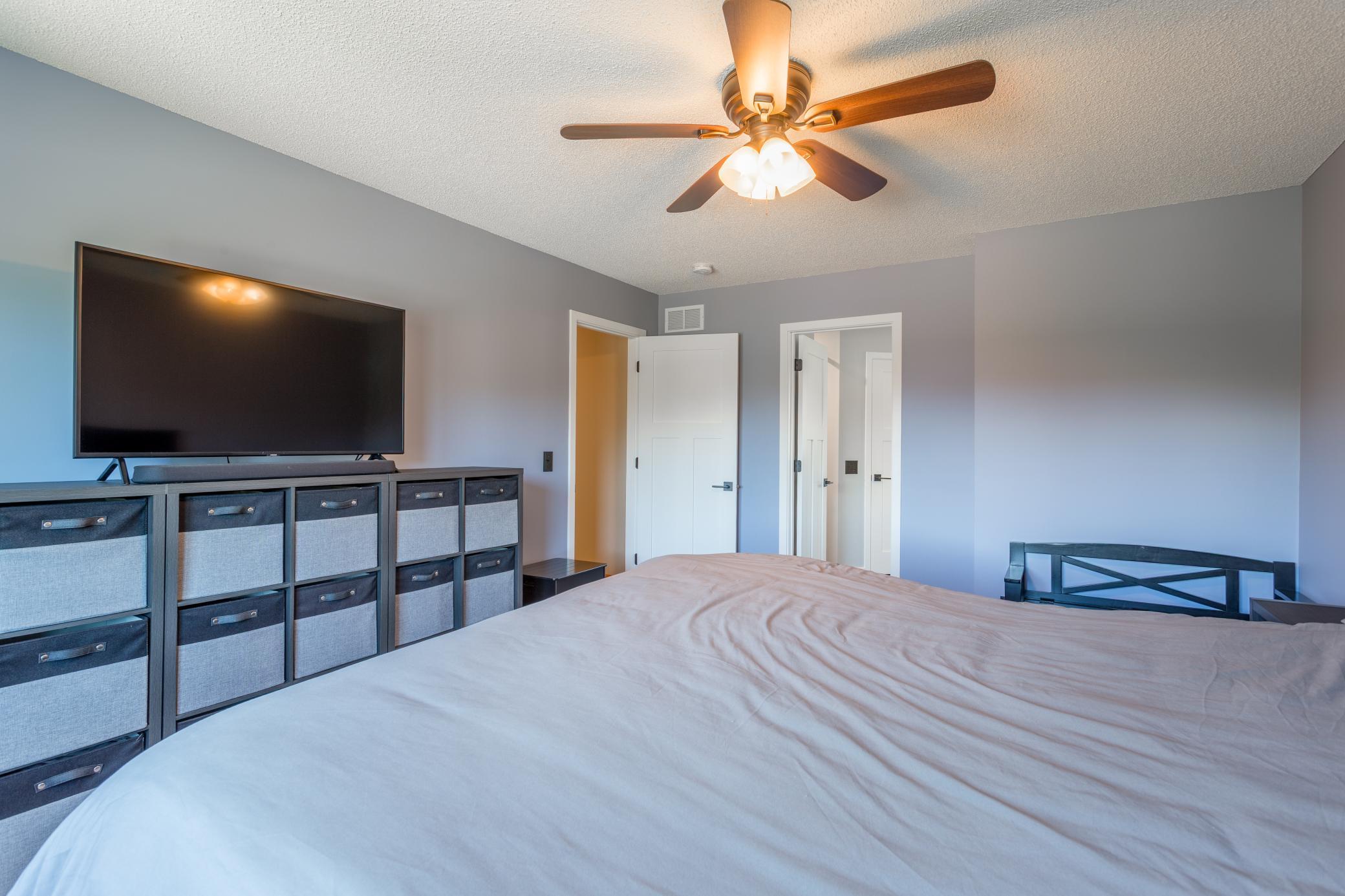 View of Residential at 247 Pendryn Hill Circle, Woodbury MN 55125, Woodbury (42 of 87) - Mike Wilen | Minnesota Team Real Estate
