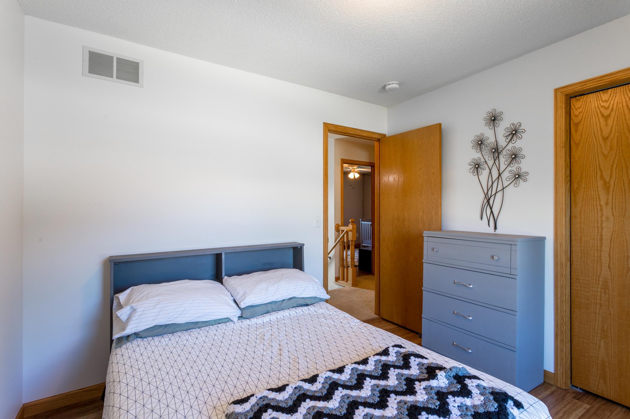 View of Residential at 247 Pendryn Hill Circle, Woodbury MN 55125, Woodbury (49 of 87) - Mike Wilen | Minnesota Team Real Estate