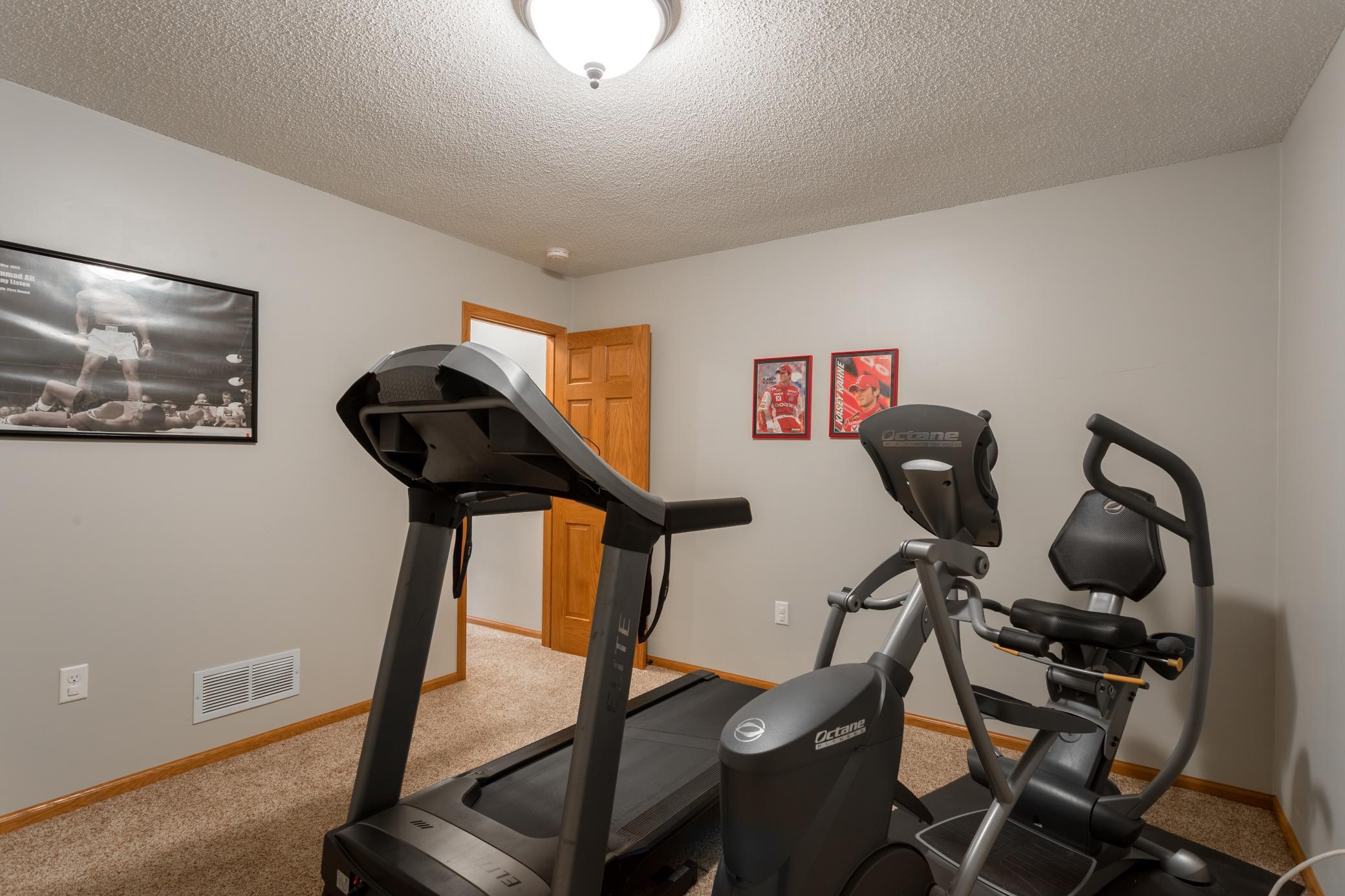View of Residential at 247 Pendryn Hill Circle, Woodbury MN 55125, Woodbury (65 of 87) - Mike Wilen | Minnesota Team Real Estate