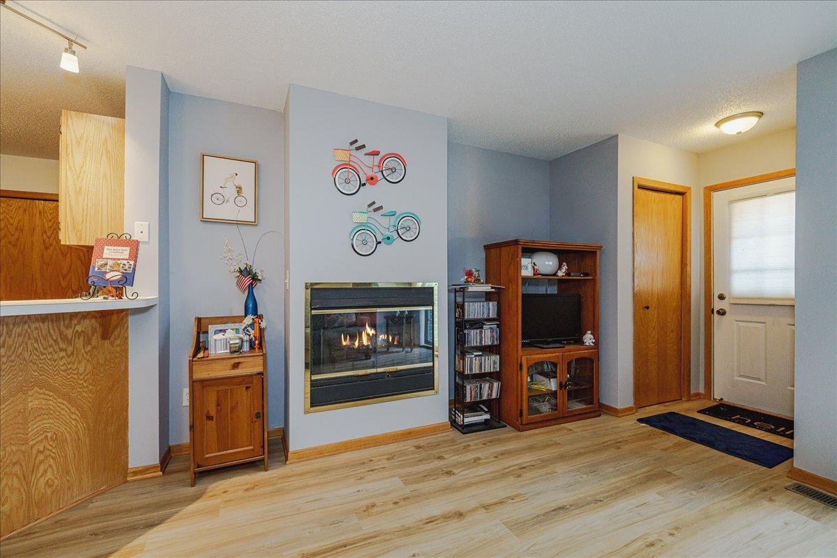 View of Residential at 1845 Donegal Drive #2, Woodbury MN 55125, Woodbury (7 of 24) - Mike Wilen | Minnesota Team Real Estate
