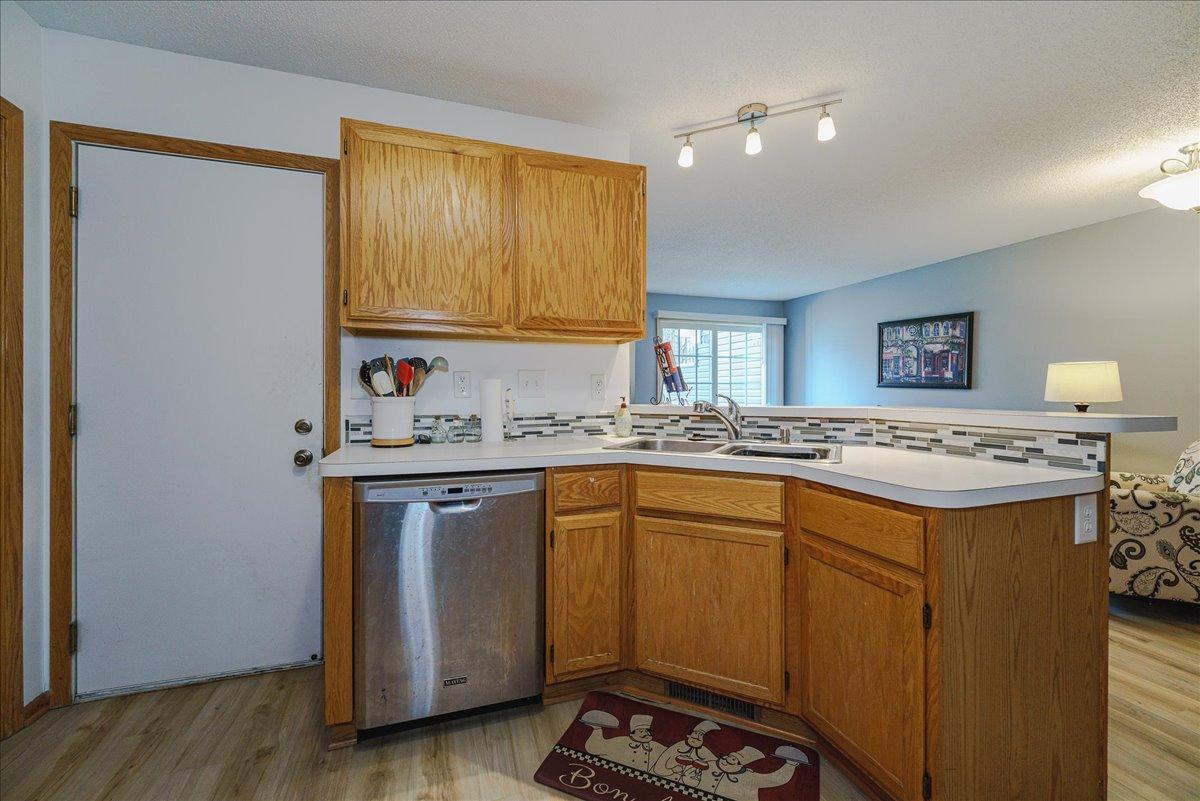 View of Residential at 1845 Donegal Drive #2, Woodbury MN 55125, Woodbury (11 of 24) - Mike Wilen | Minnesota Team Real Estate