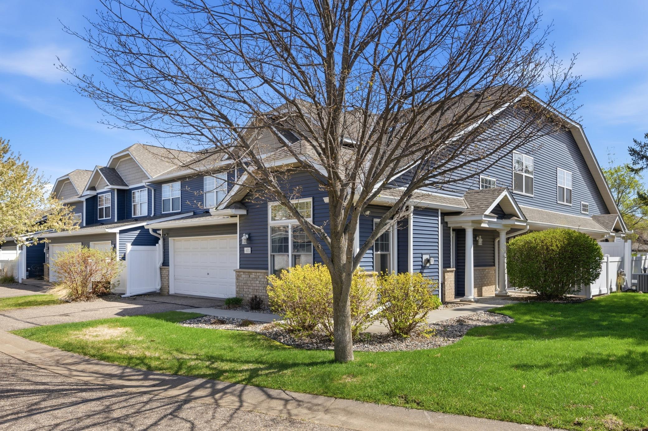 View of Residential at 401 Hickory Lane, Oakdale MN 55128, Oakdale (2 of 26) - Mike Wilen | Minnesota Team Real Estate