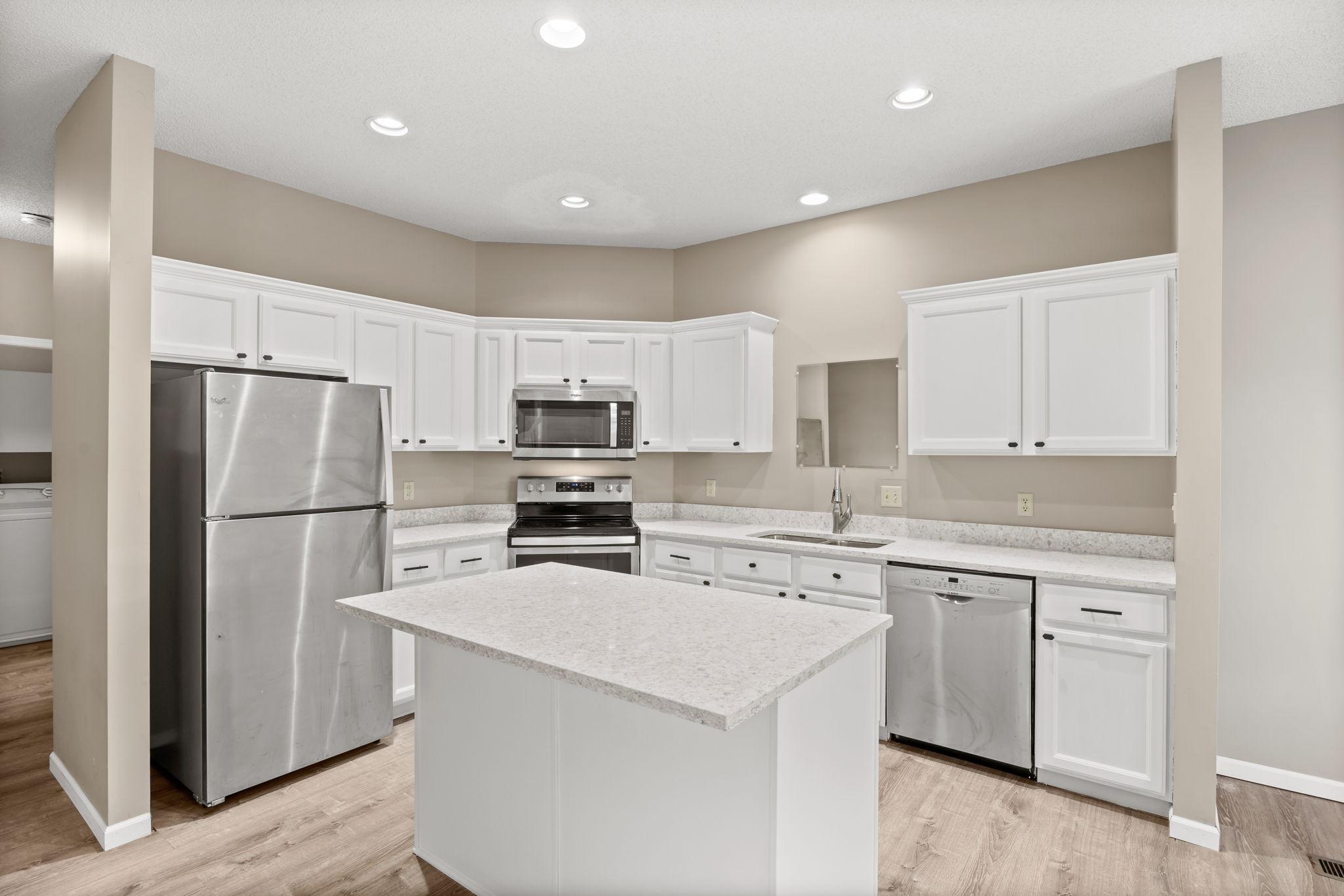 View of Residential at 401 Hickory Lane, Oakdale MN 55128, Oakdale (7 of 26) - Mike Wilen | Minnesota Team Real Estate