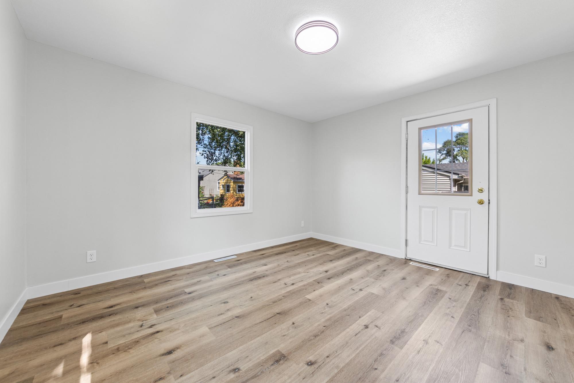 View of Residential at 621 White Bear Avenue, Saint Paul MN 55106, Saint Paul (19 of 41) - Mike Wilen | Minnesota Team Real Estate