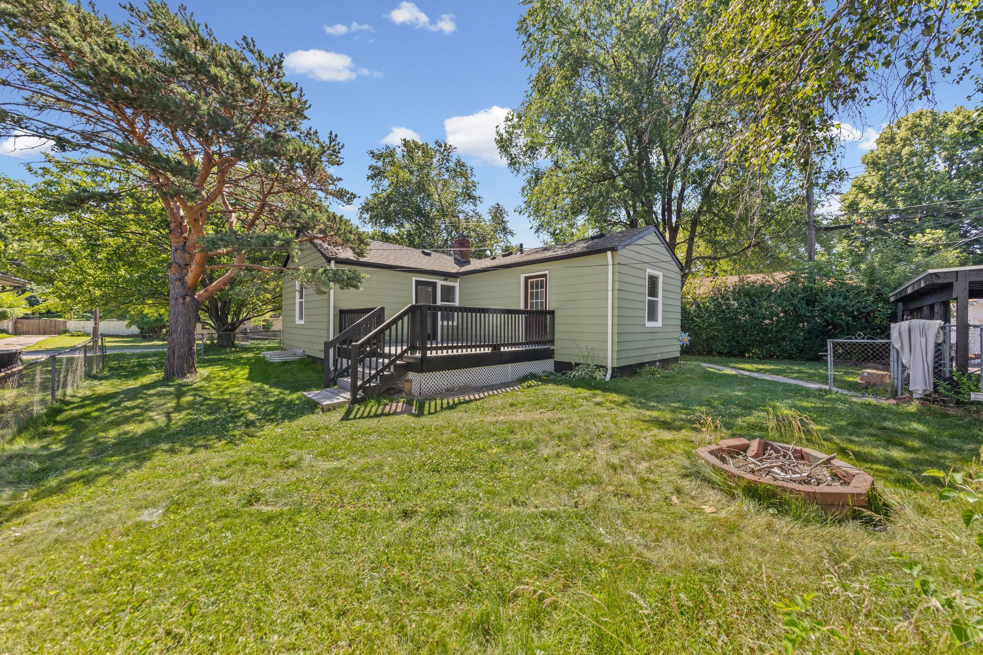 View of Residential at 621 White Bear Avenue, Saint Paul MN 55106, Saint Paul (35 of 41) - Mike Wilen | Minnesota Team Real Estate