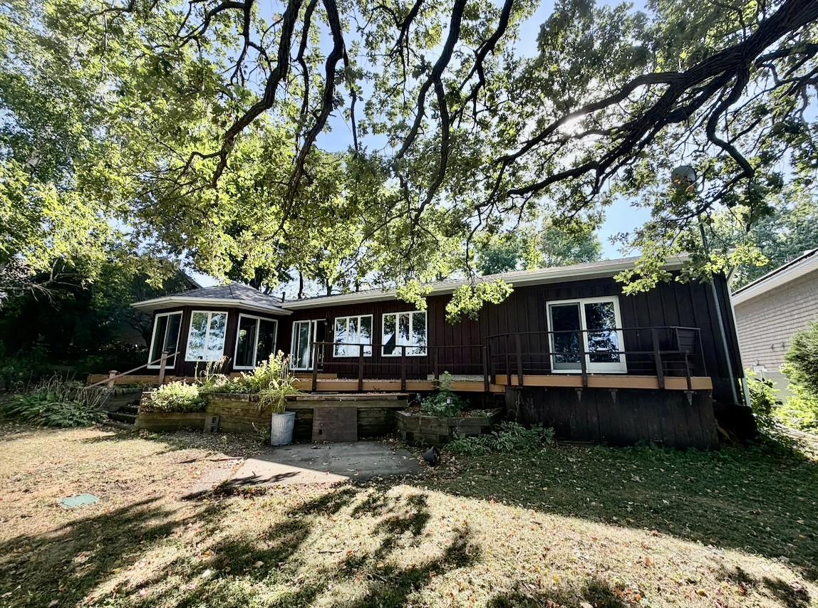 View of Residential at 168 Peninsula Road, Medicine Lake MN 55441, Medicine Lake (4 of 13) - Mike Wilen | Minnesota Team Real Estate