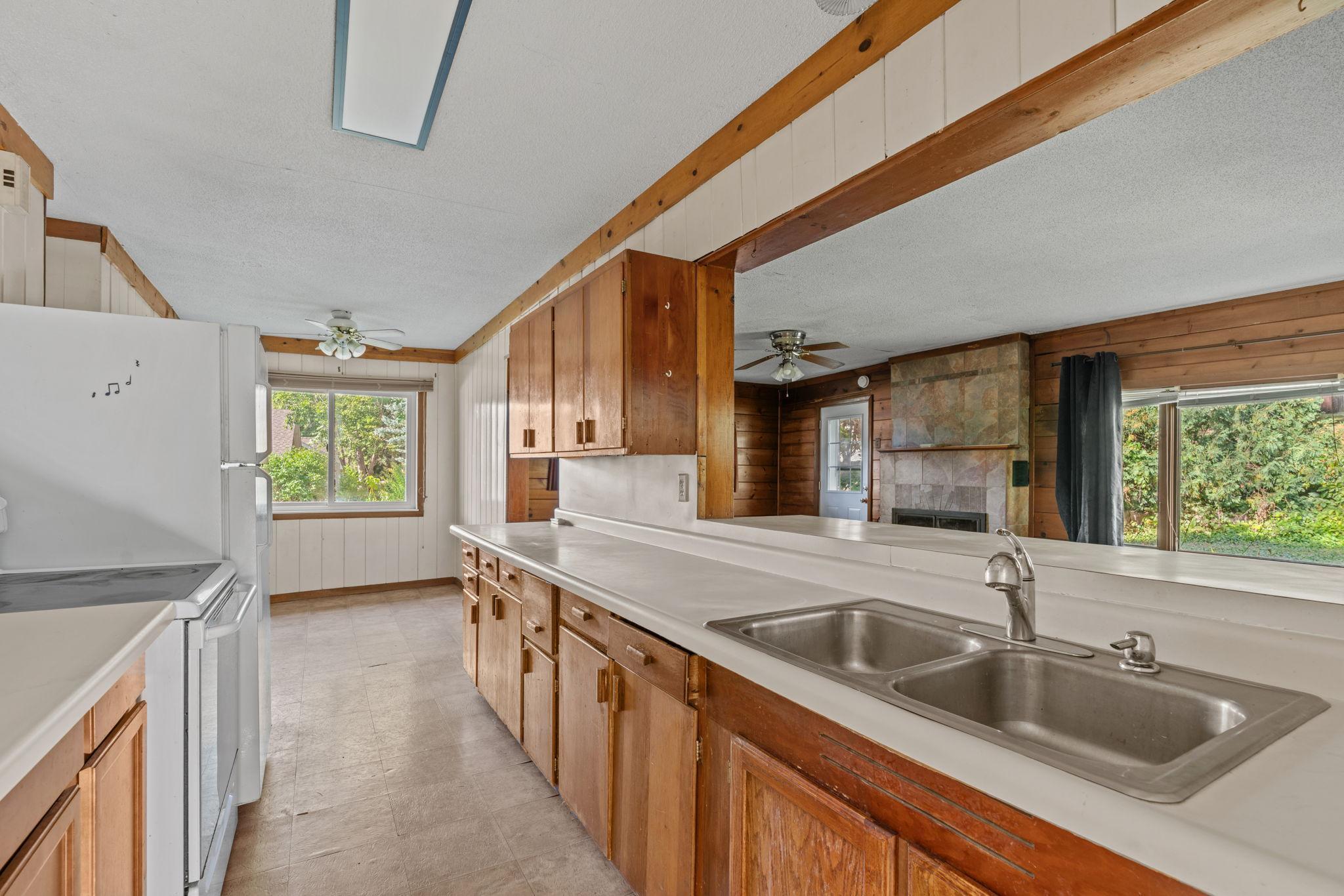 View of Residential at 168 Peninsula Road, Medicine Lake MN 55441, Medicine Lake (70 of 101) - Mike Wilen | Minnesota Team Real Estate