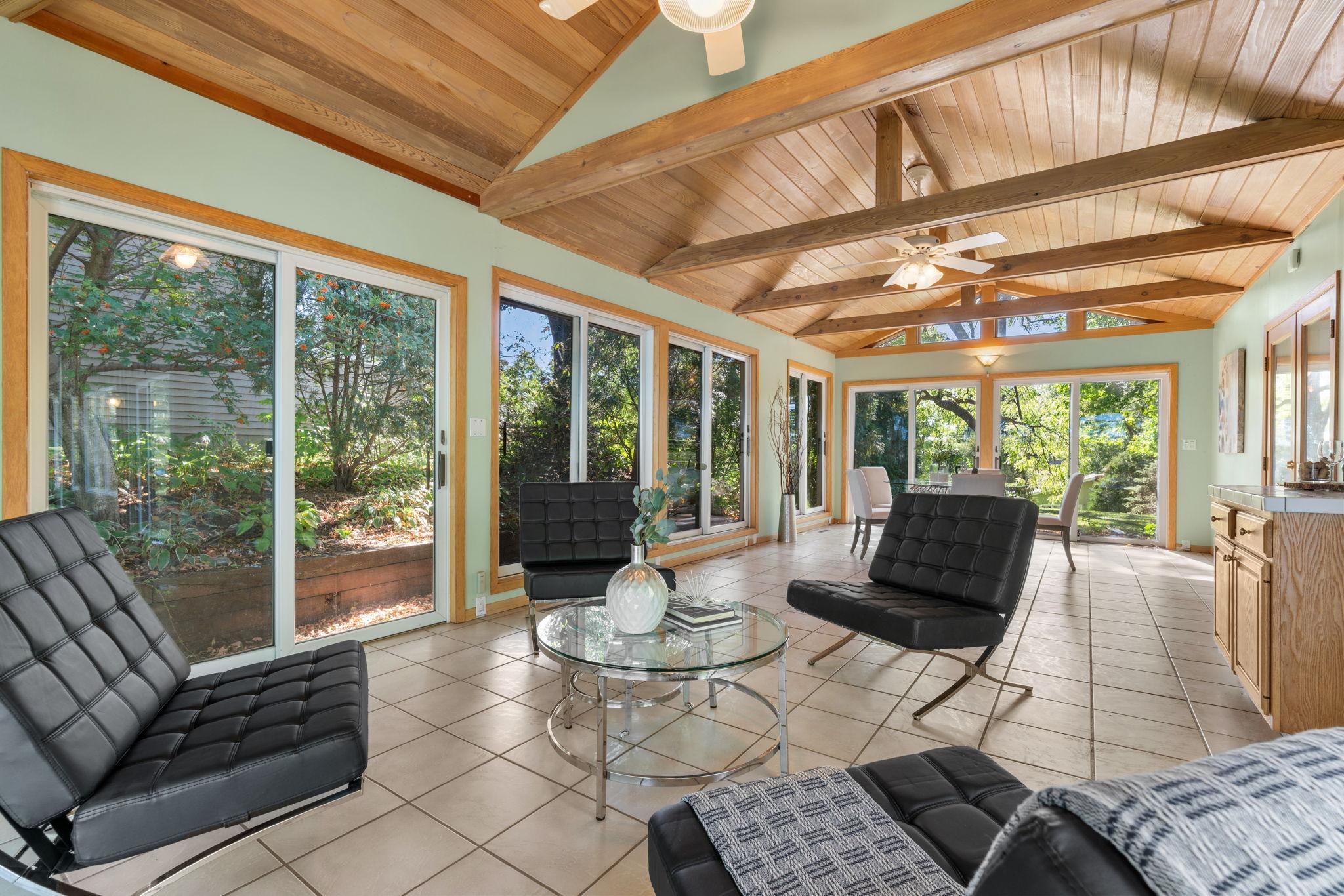 View of Residential at 168 Peninsula Road, Medicine Lake MN 55441, Medicine Lake (28 of 101) - Mike Wilen | Minnesota Team Real Estate