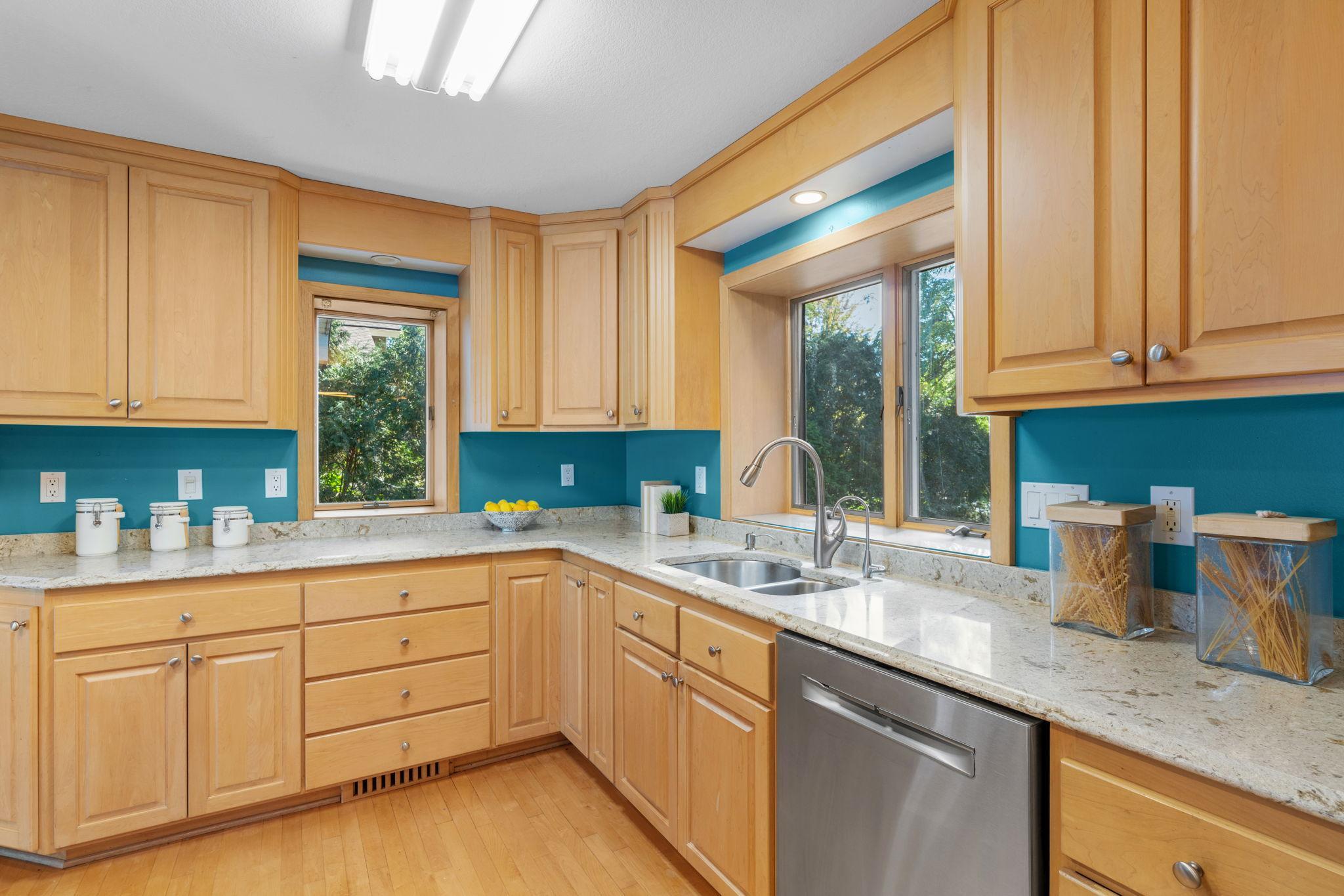 View of Residential at 168 Peninsula Road, Medicine Lake MN 55441, Medicine Lake (40 of 101) - Mike Wilen | Minnesota Team Real Estate