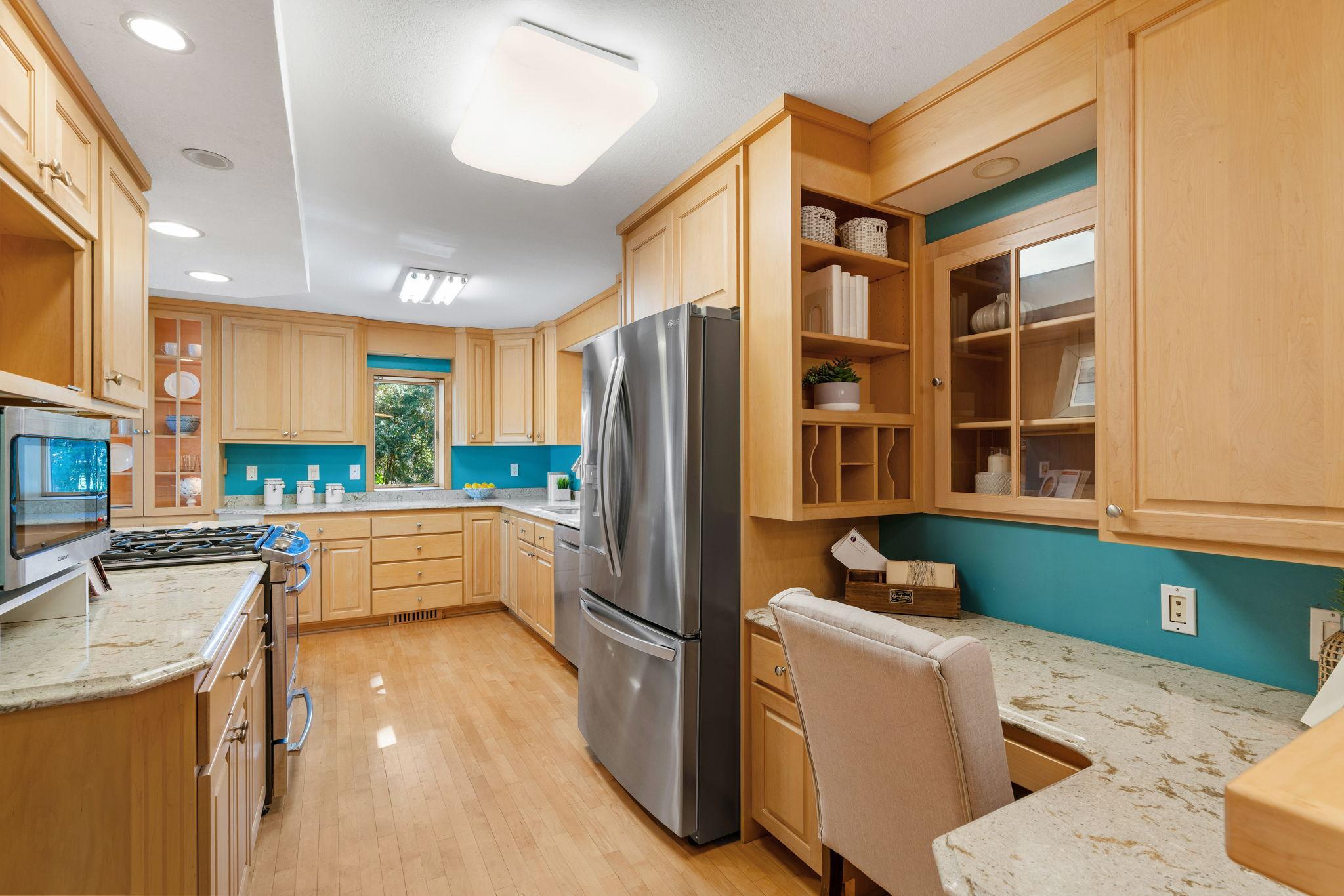 View of Residential at 168 Peninsula Road, Medicine Lake MN 55441, Medicine Lake (38 of 101) - Mike Wilen | Minnesota Team Real Estate