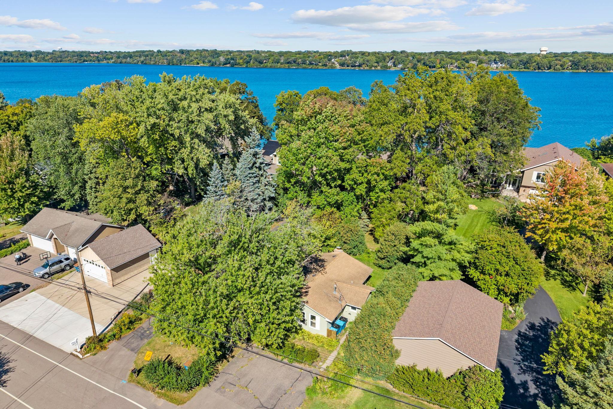 View of Residential at 168 Peninsula Road, Medicine Lake MN 55441, Medicine Lake (92 of 101) - Mike Wilen | Minnesota Team Real Estate