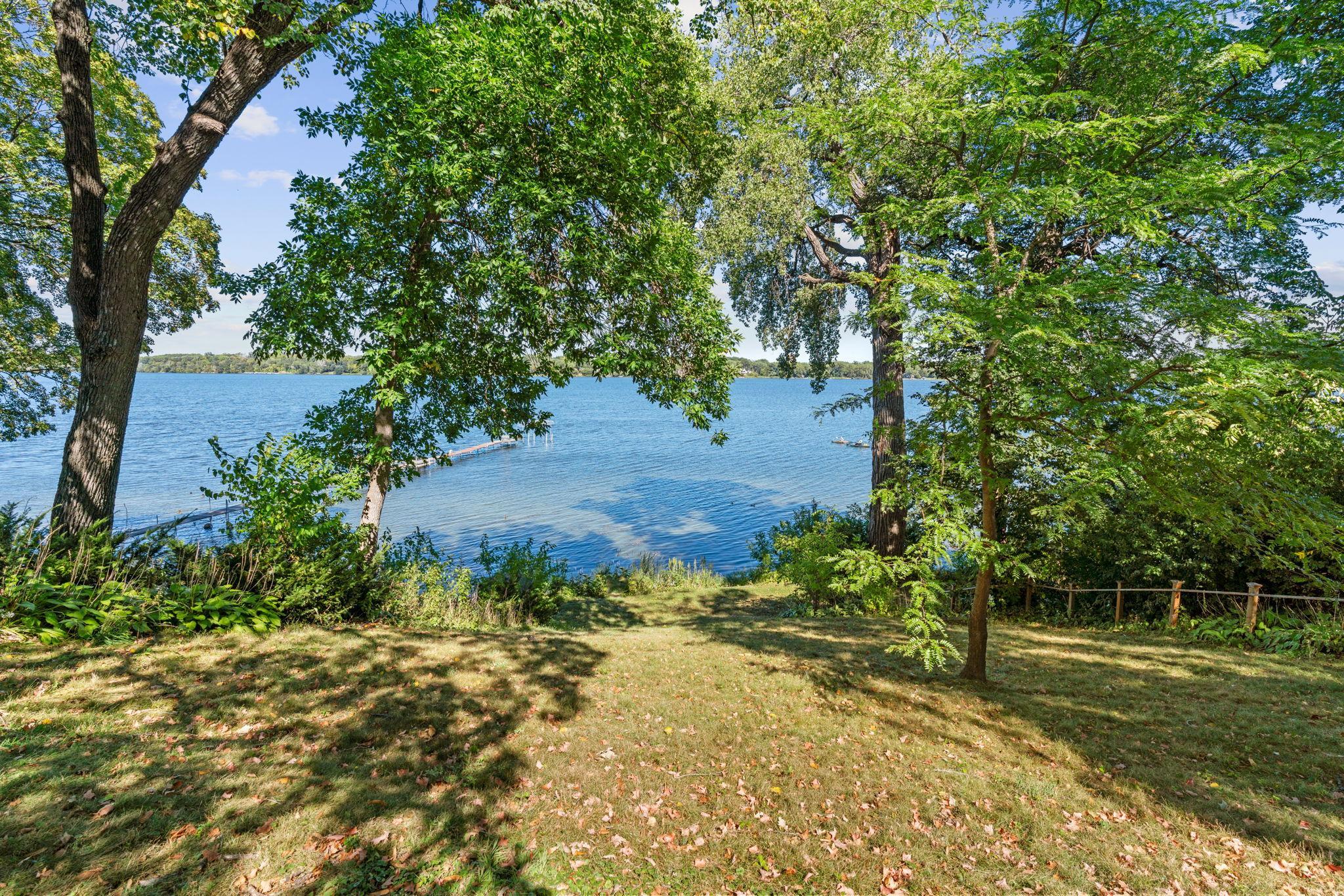 View of Residential at 168 Peninsula Road, Medicine Lake MN 55441, Medicine Lake (7 of 101) - Mike Wilen | Minnesota Team Real Estate