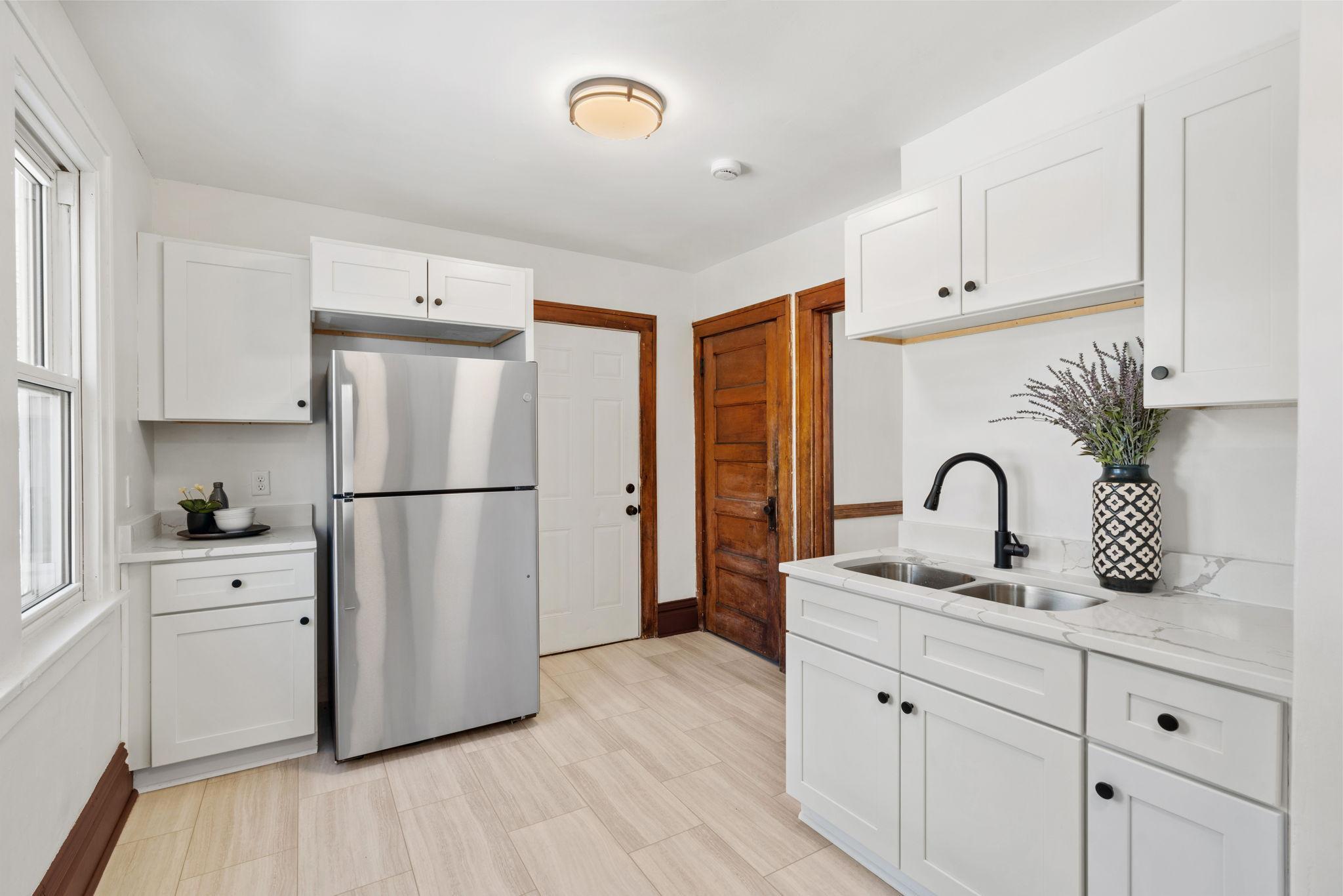 View of Residential at 3850 Colfax Avenue, Minneapolis MN 55412, Minneapolis (19 of 36) - Mike Wilen | Minnesota Team Real Estate